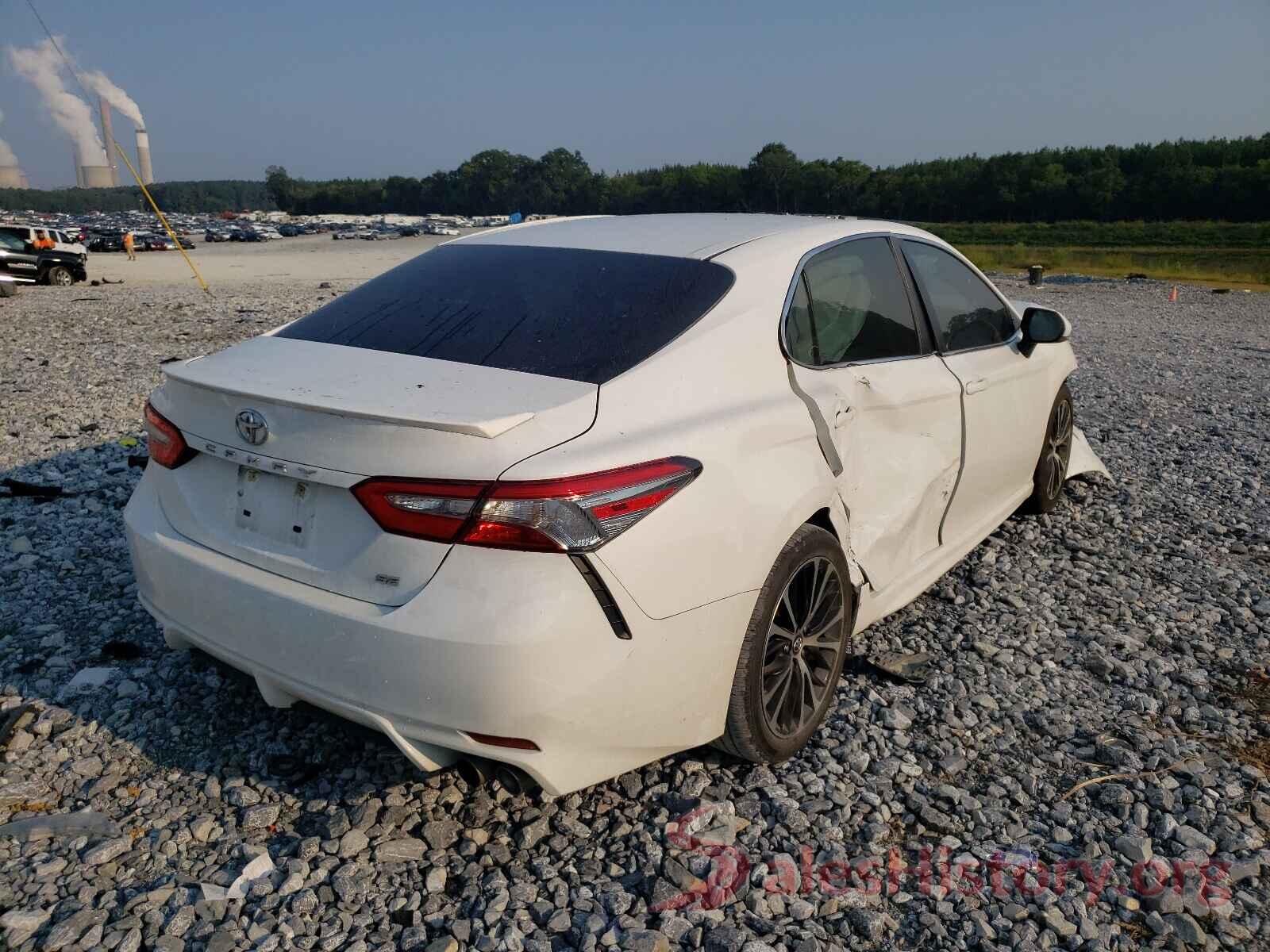 4T1B11HK6JU078984 2018 TOYOTA CAMRY