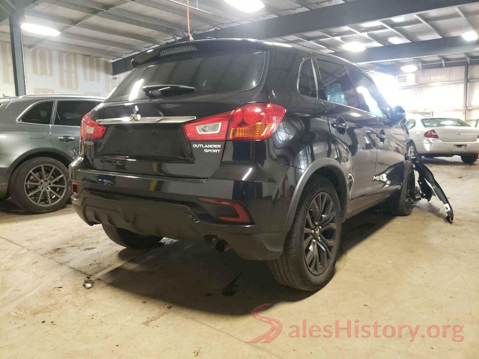 JA4AP3AU0JU014424 2018 MITSUBISHI OUTLANDER