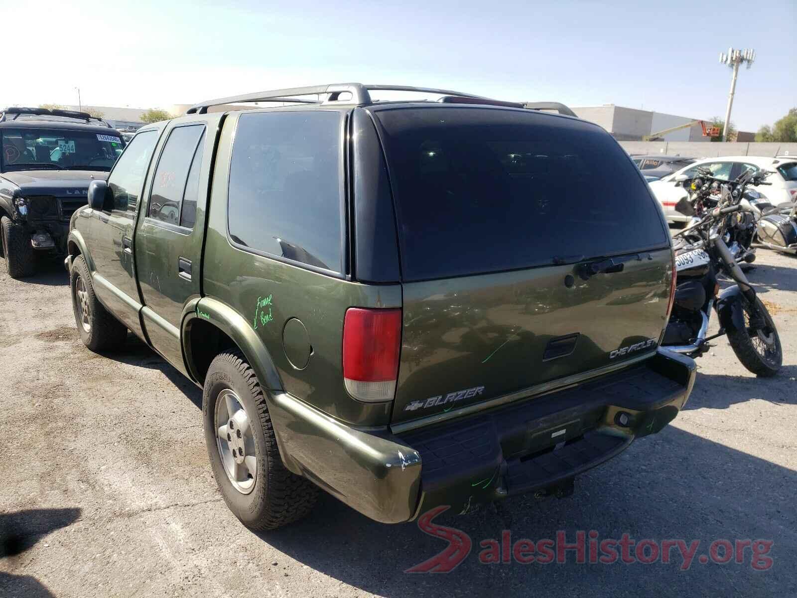 1GNDT13W812151213 2001 CHEVROLET BLAZER