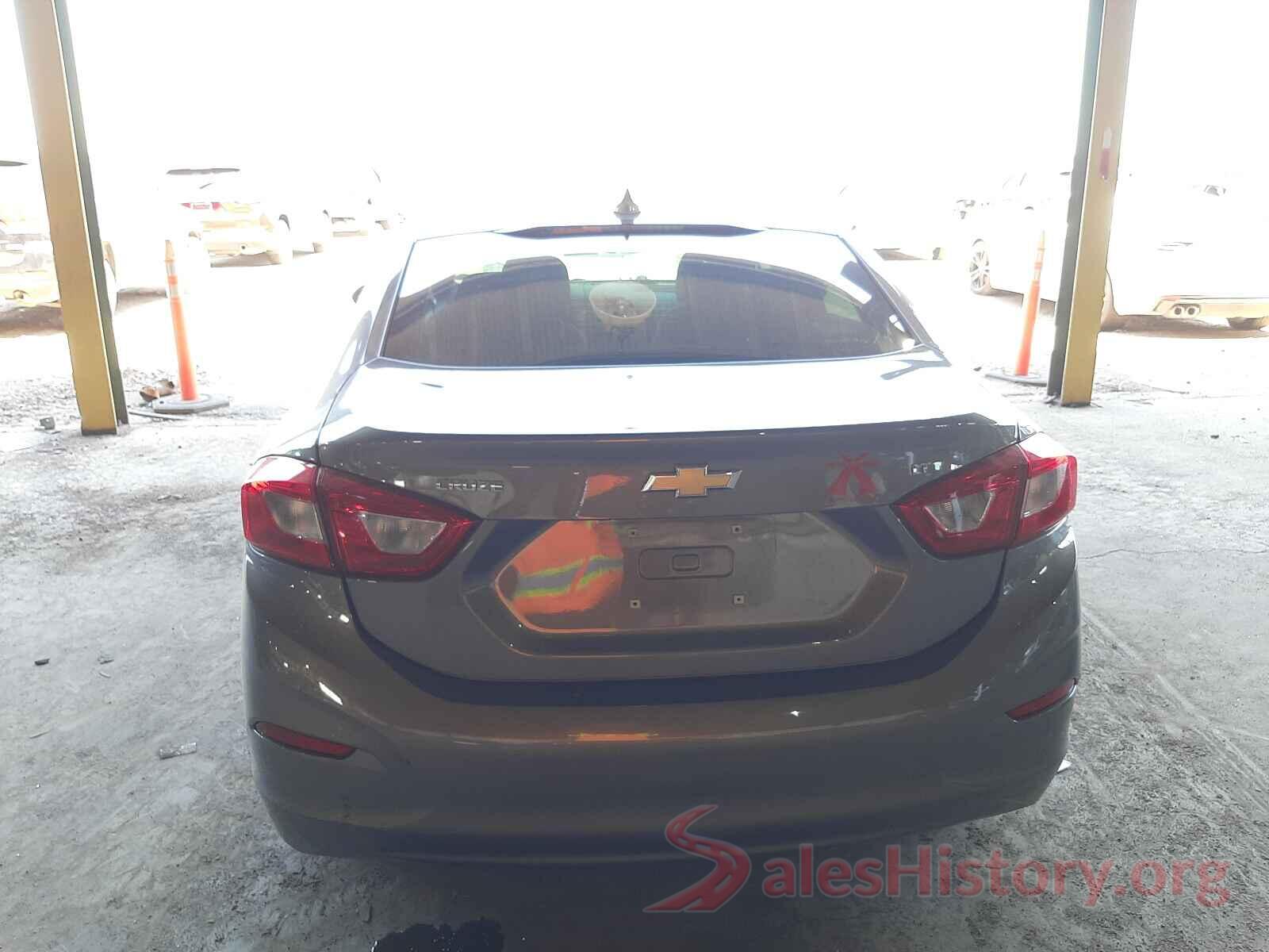 1G1BE5SM6K7128303 2019 CHEVROLET CRUZE