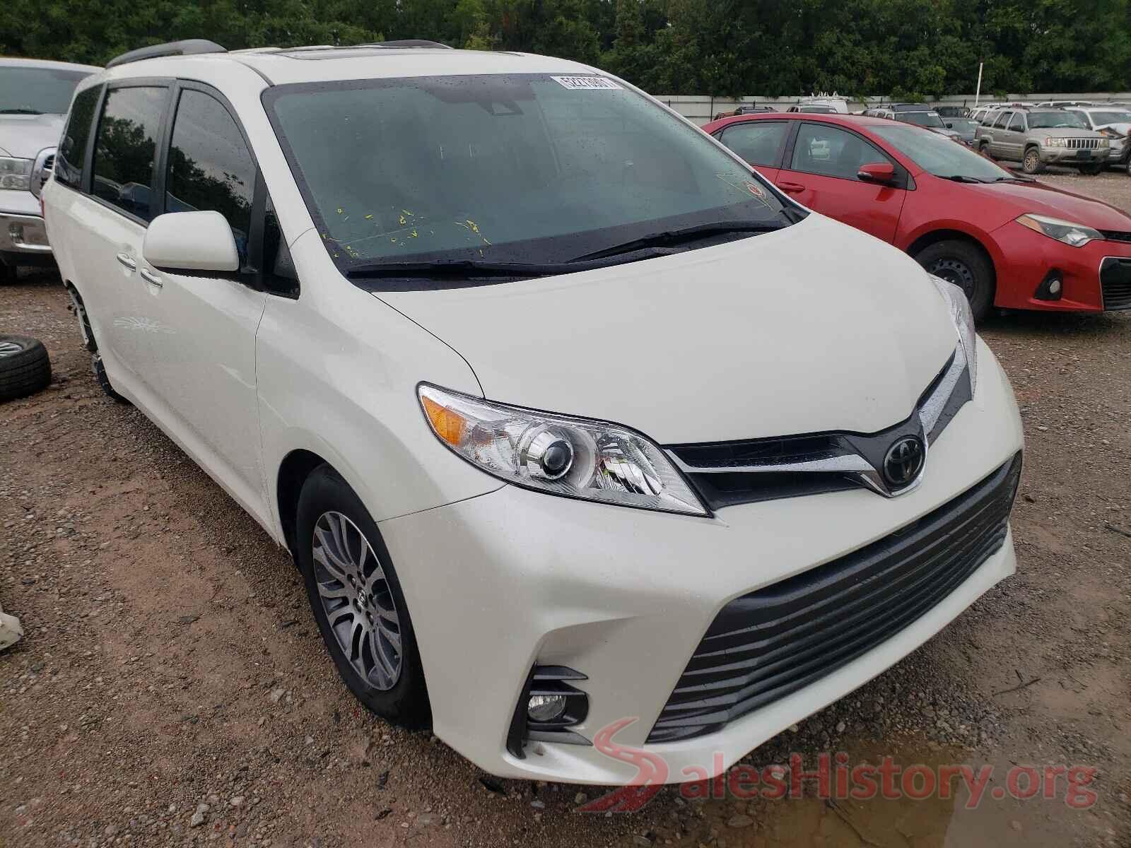 5TDYZ3DCXKS984319 2019 TOYOTA SIENNA