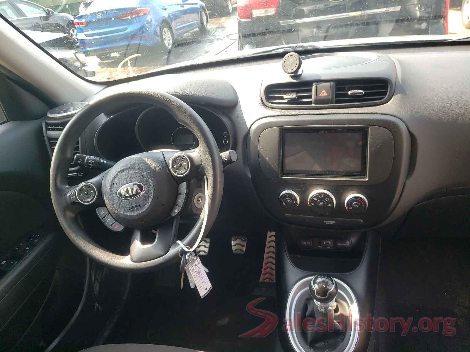 KNDJN2A28G7868136 2016 KIA SOUL