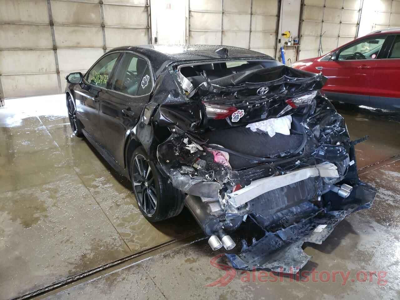 4T1B61HK6JU102167 2018 TOYOTA CAMRY