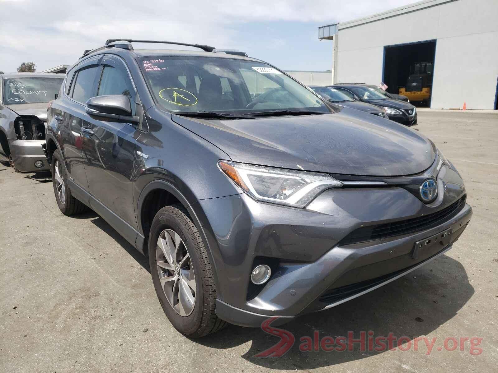 JTMRJREV3HD134986 2017 TOYOTA RAV4