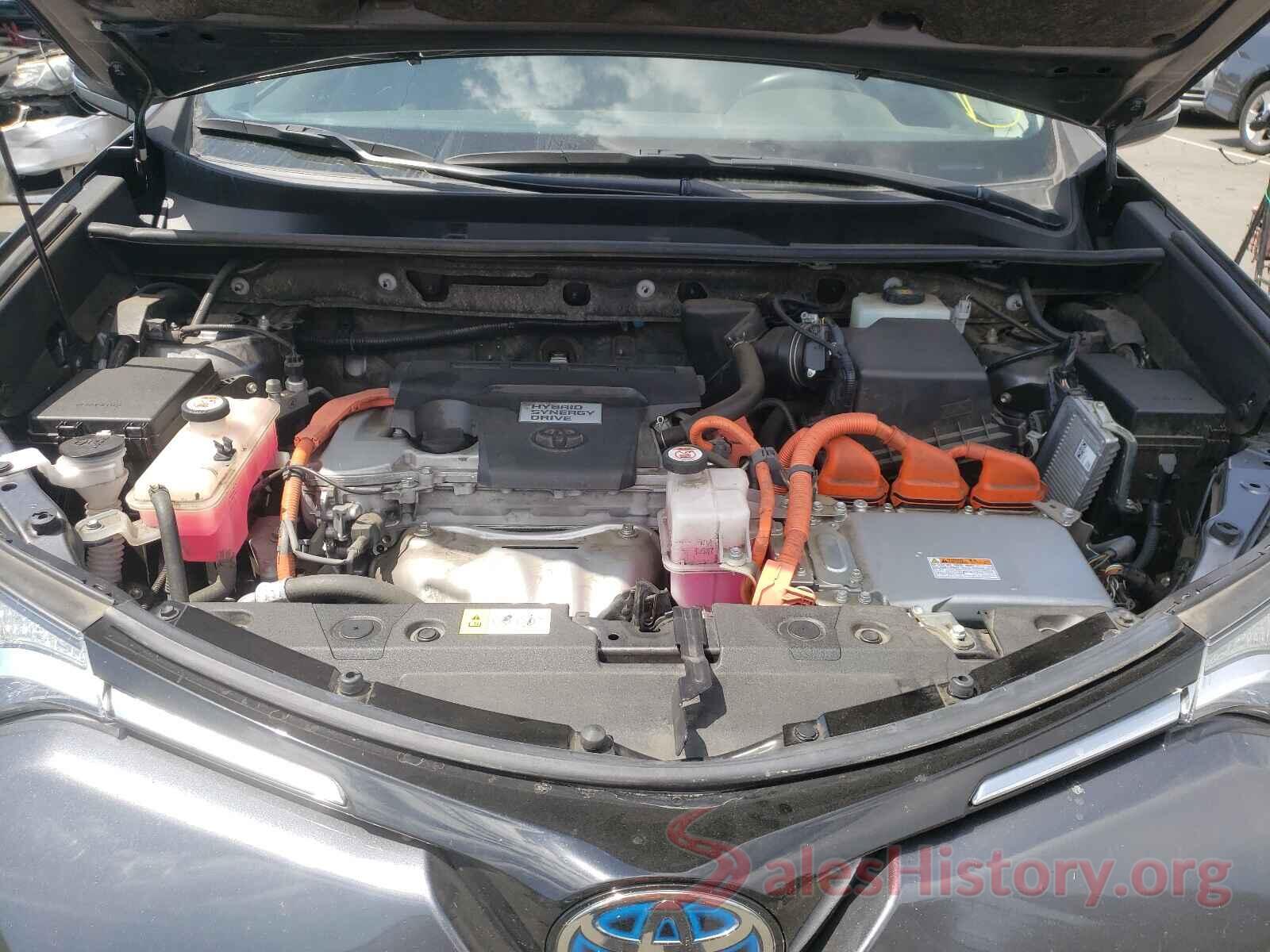 JTMRJREV3HD134986 2017 TOYOTA RAV4