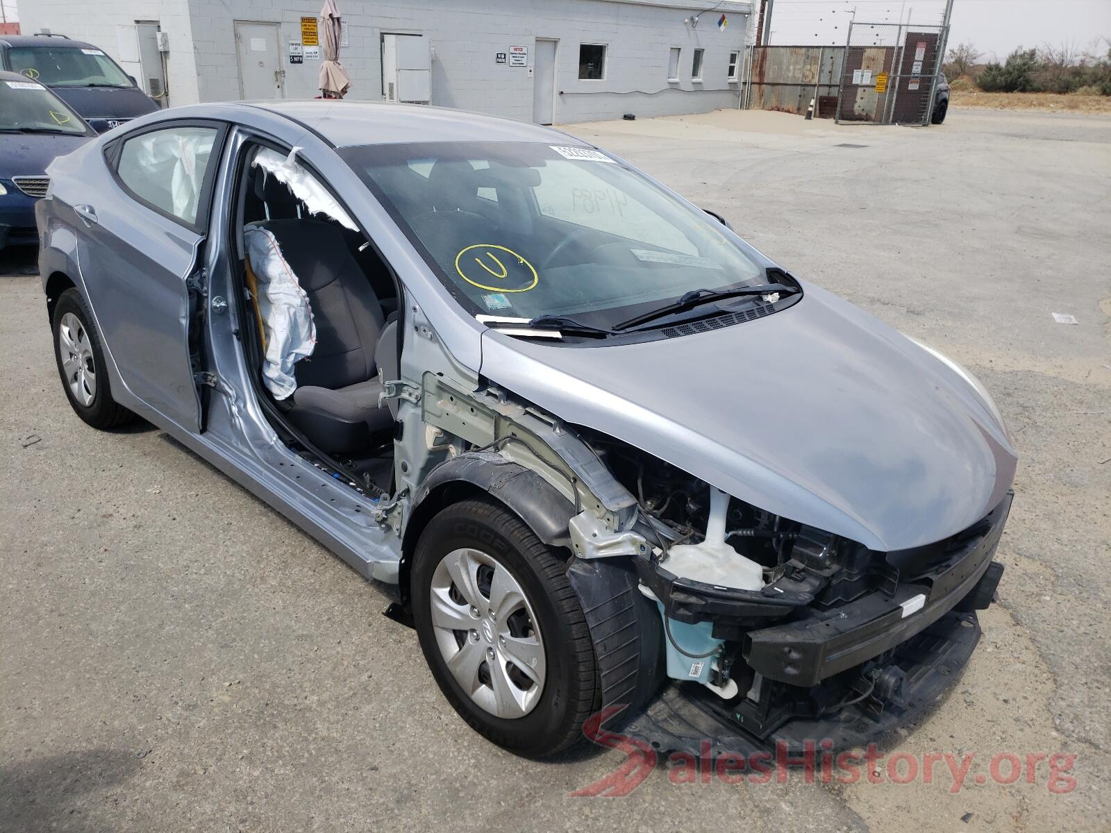 5NPDH4AE1GH733134 2016 HYUNDAI ELANTRA