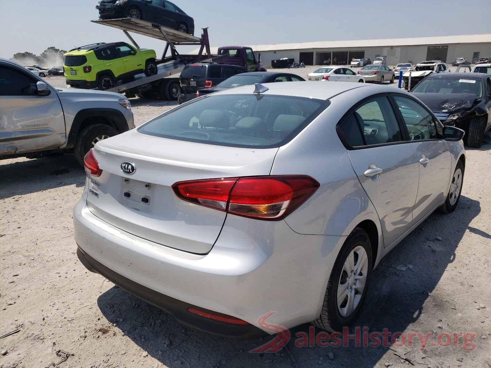 3KPFK4A77HE084960 2017 KIA FORTE