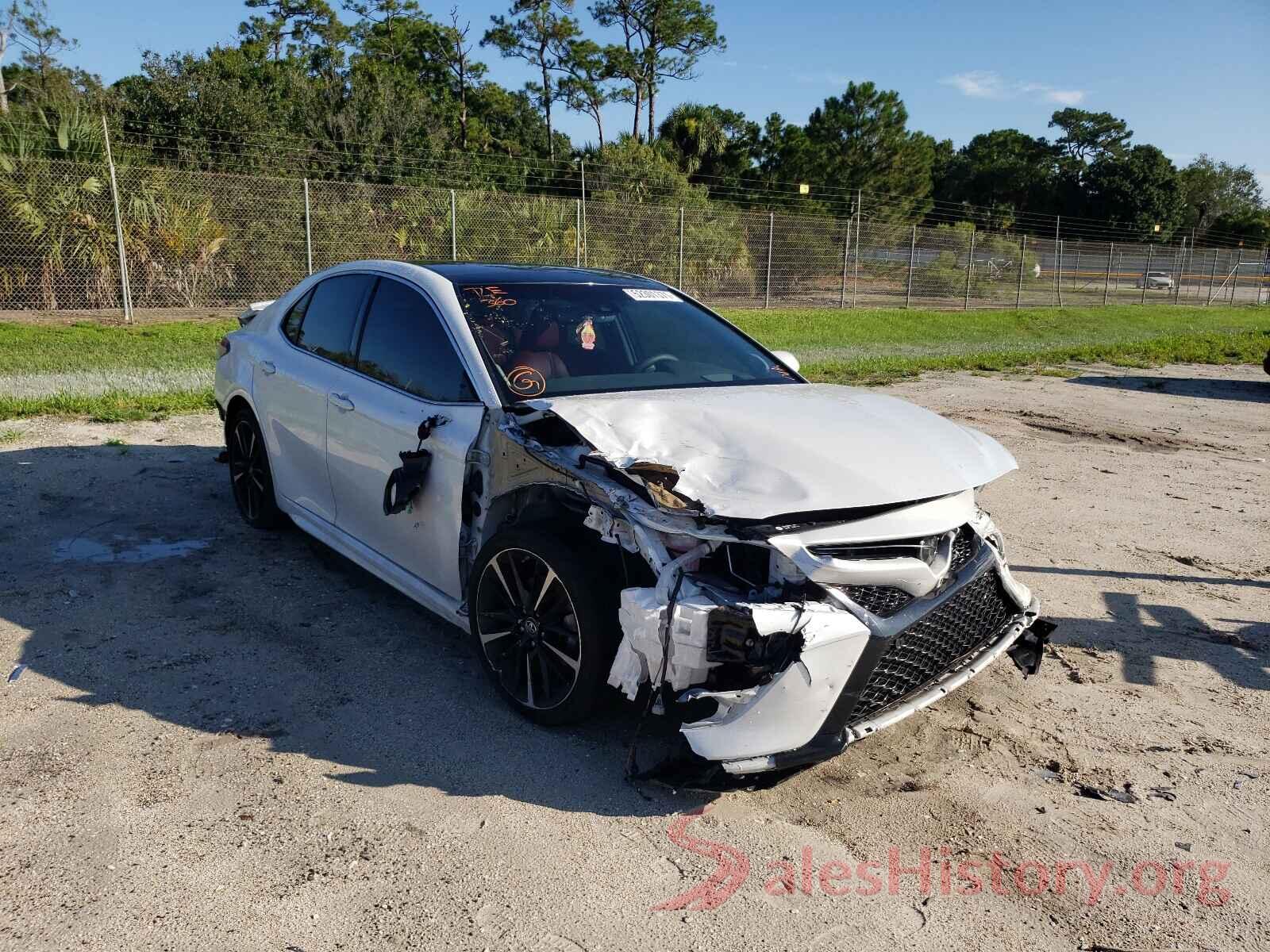 4T1B61HK7JU096783 2018 TOYOTA CAMRY