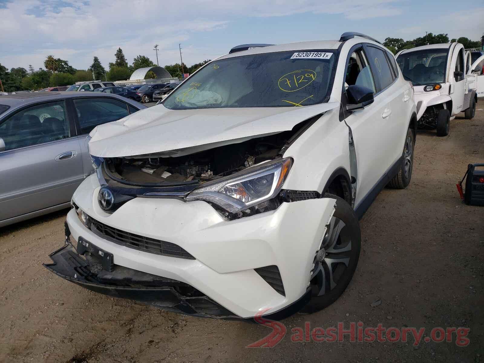 JTMZFREV0HJ106615 2017 TOYOTA RAV4