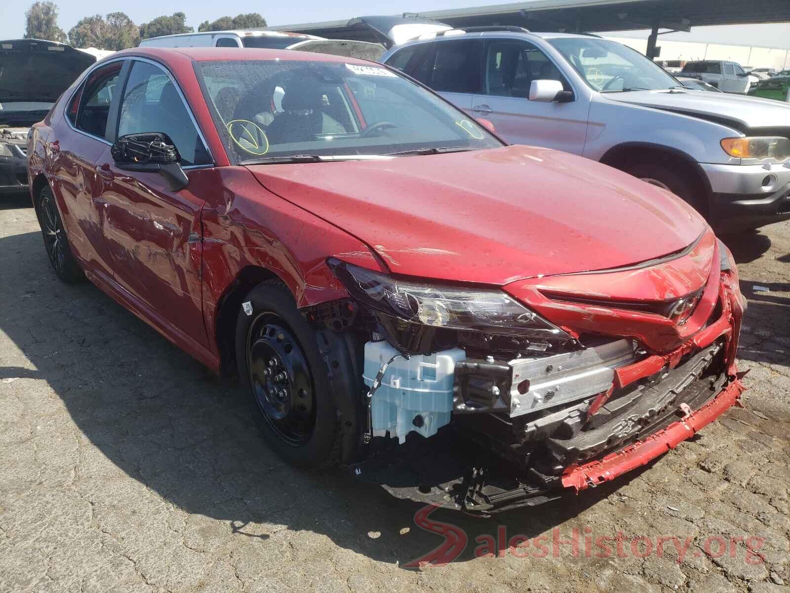 4T1G11AK0MU472677 2021 TOYOTA CAMRY