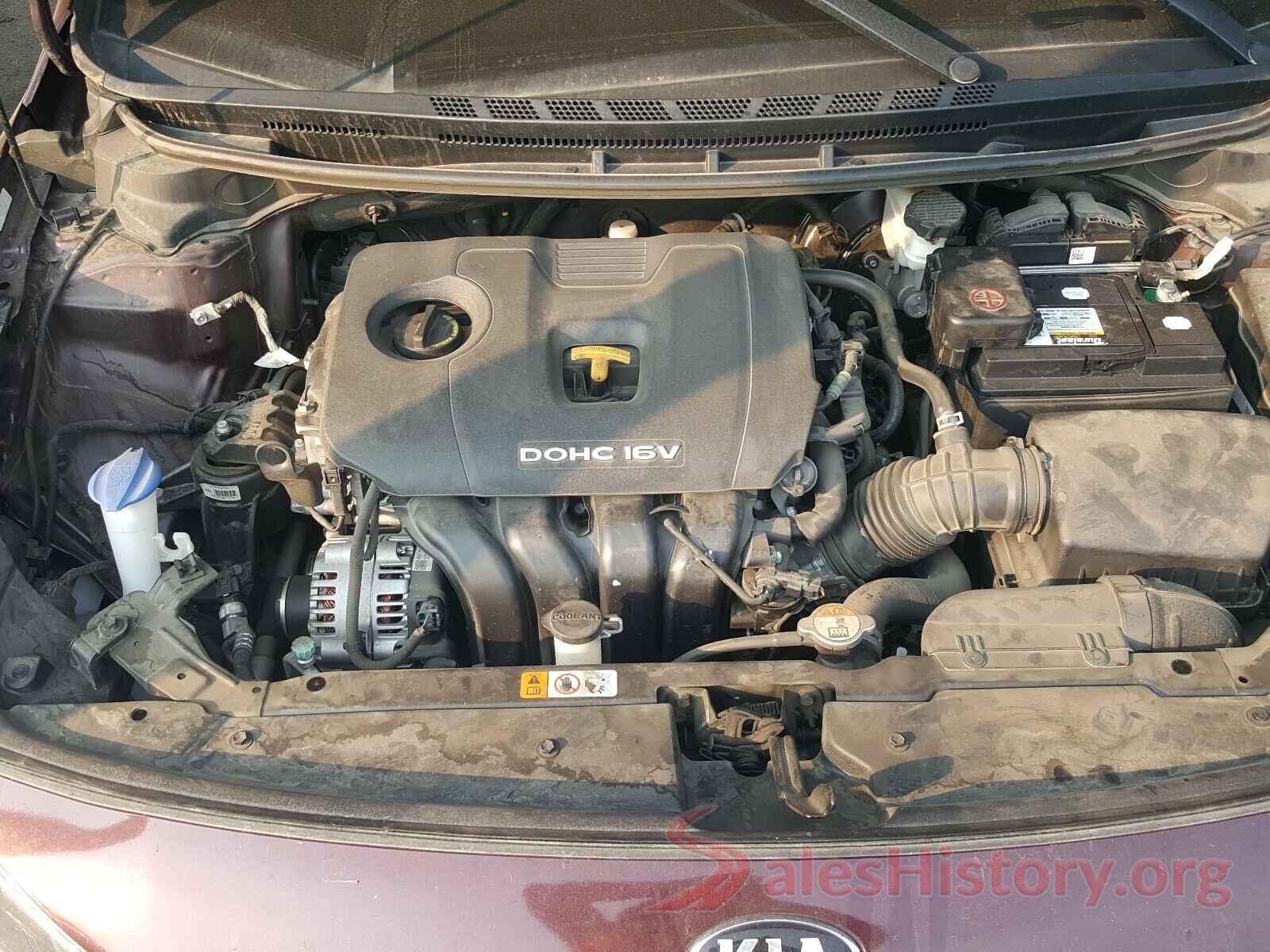 3KPFK4A79JE233035 2018 KIA FORTE