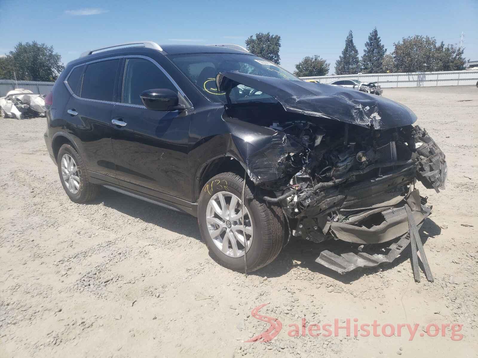 KNMAT2MV8JP523482 2018 NISSAN ROGUE