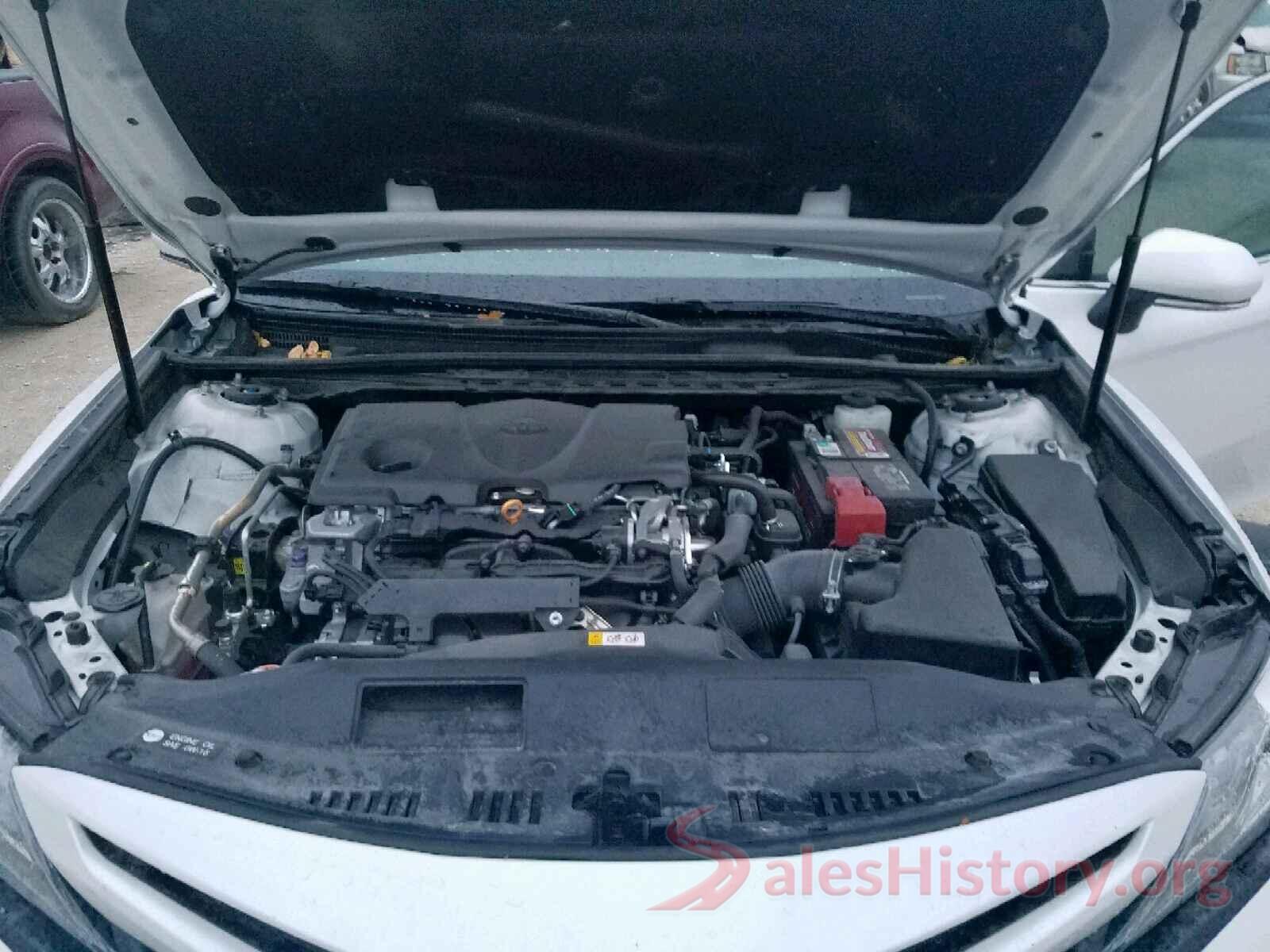 4T1B61HK6JU100905 2018 TOYOTA CAMRY