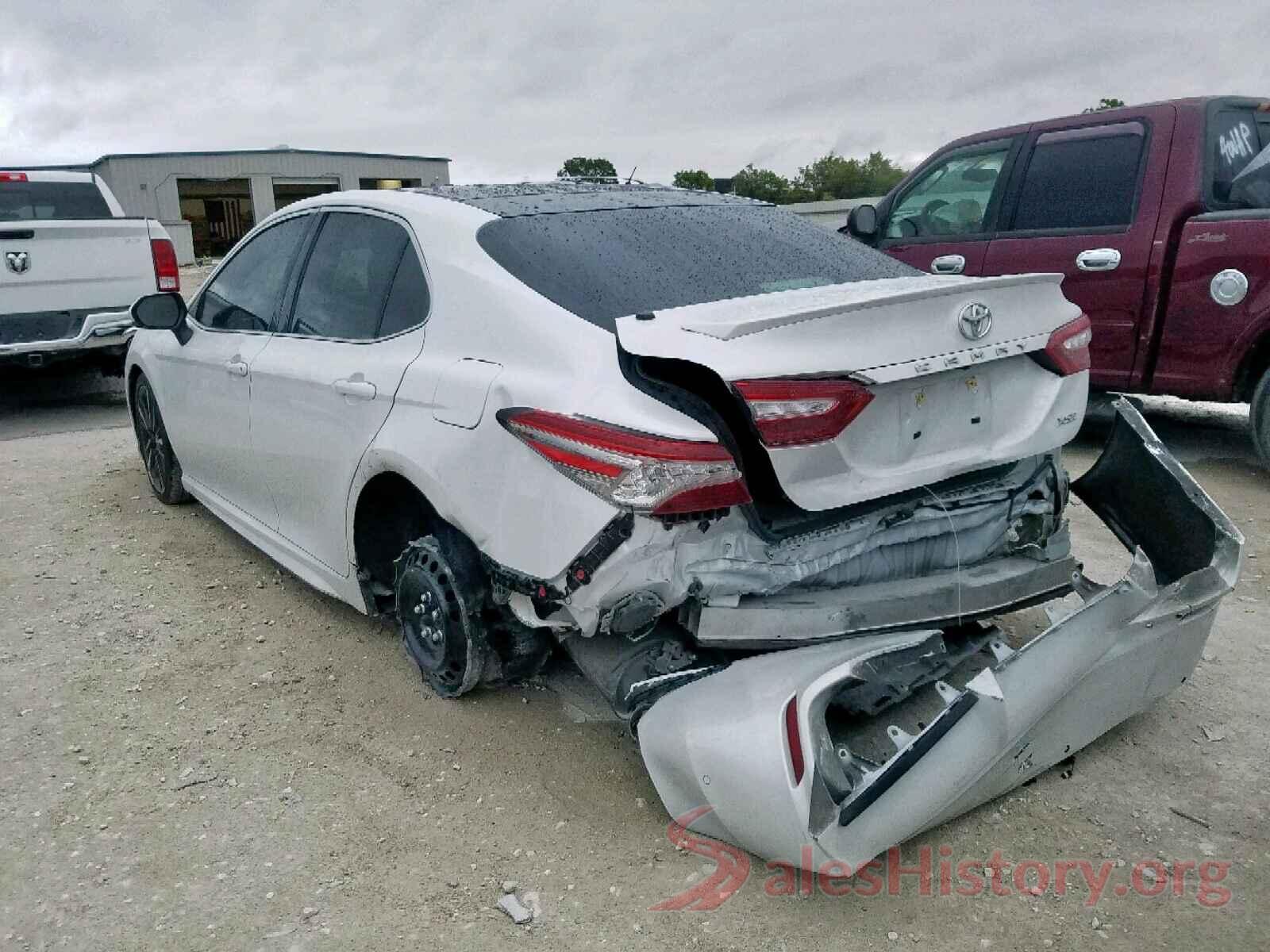 4T1B61HK6JU100905 2018 TOYOTA CAMRY