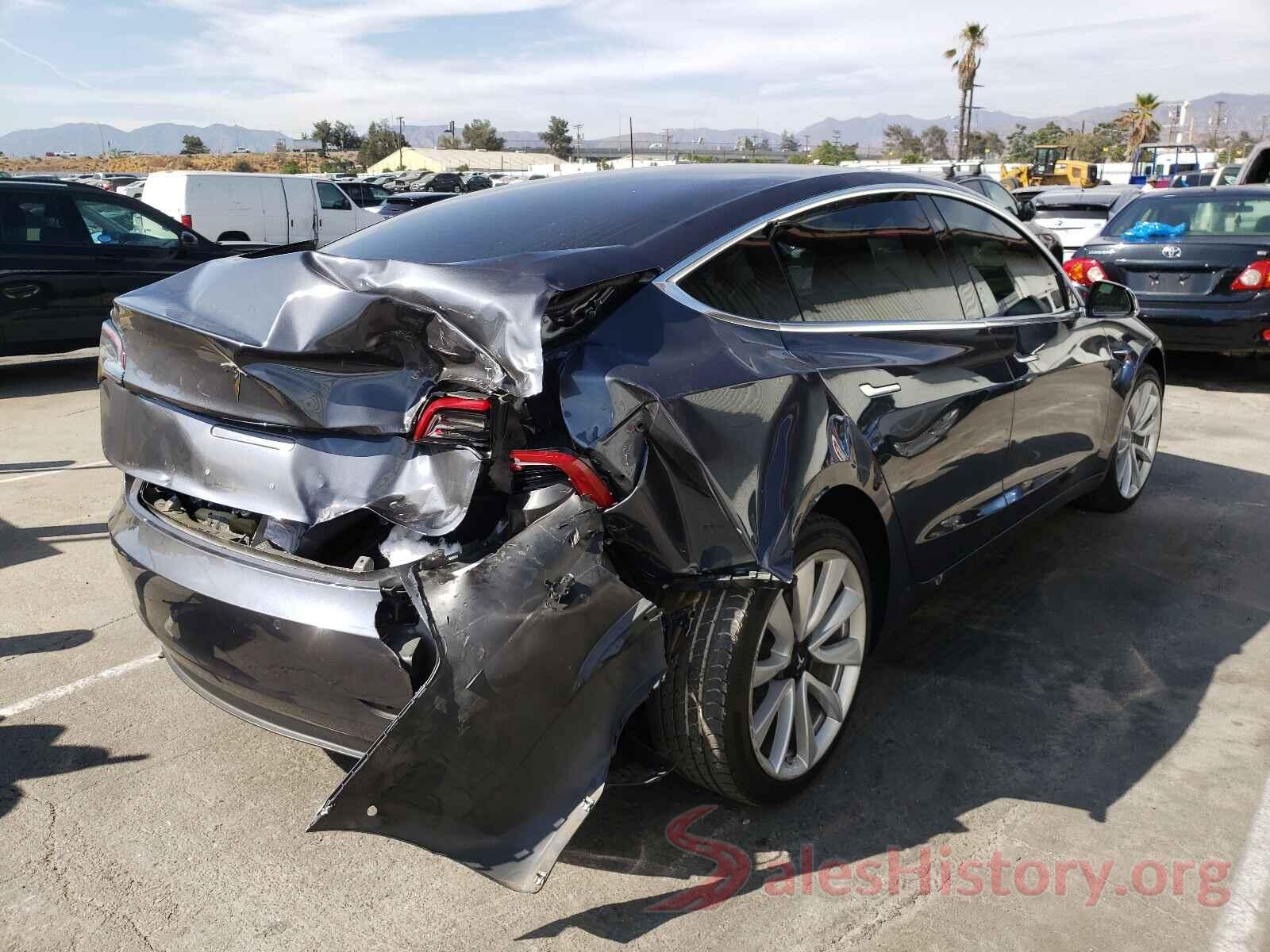 5YJ3E1EA4JF059352 2018 TESLA MODEL 3