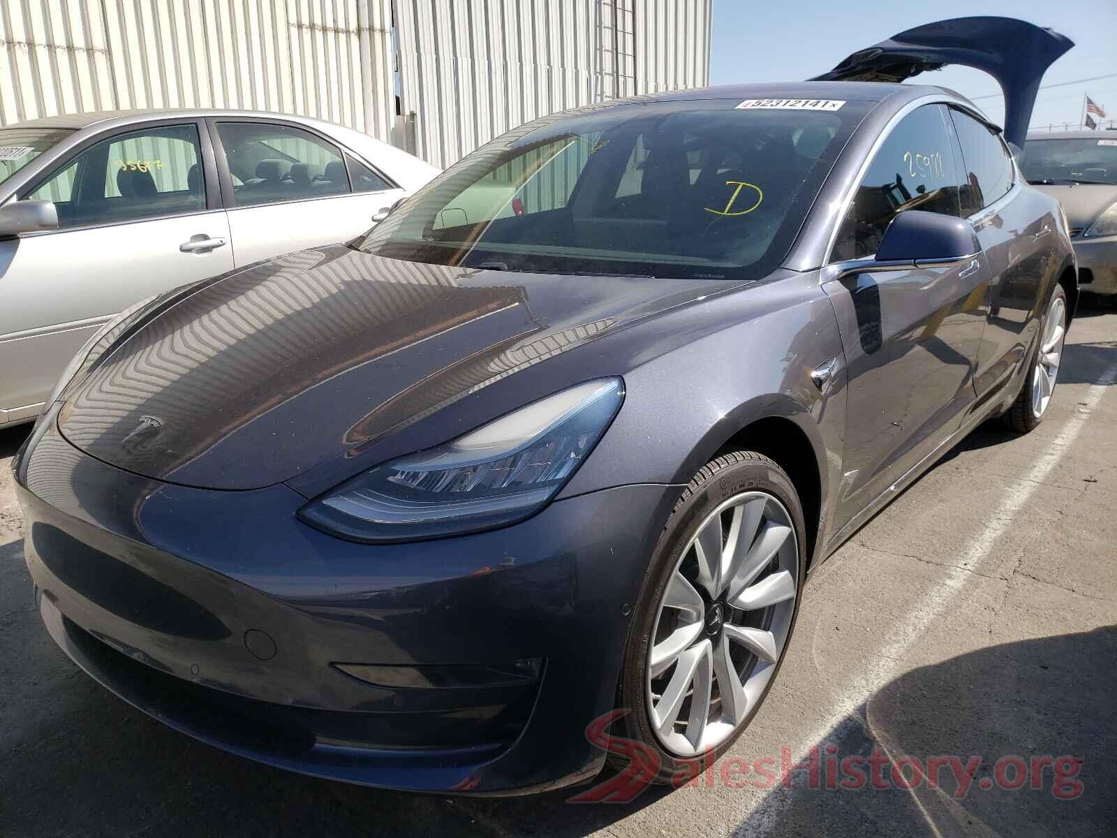 5YJ3E1EA4JF059352 2018 TESLA MODEL 3