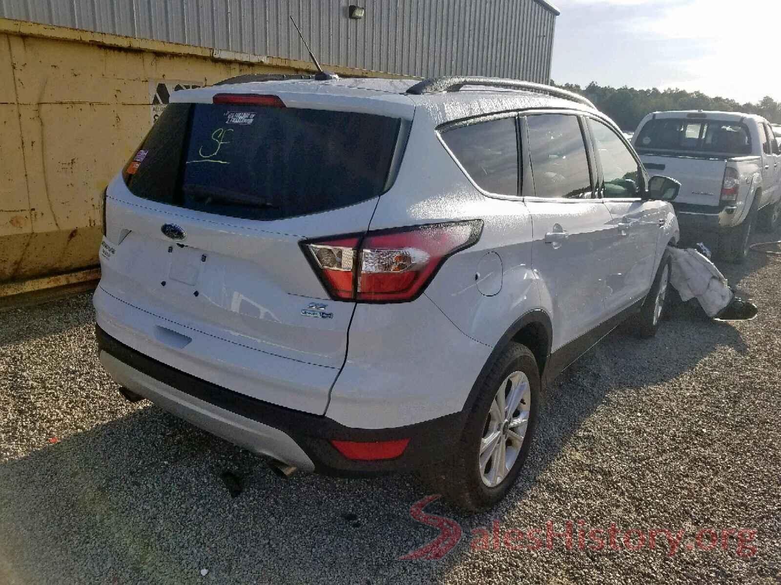 1FMCU9GD8HUD32492 2017 FORD ESCAPE SE