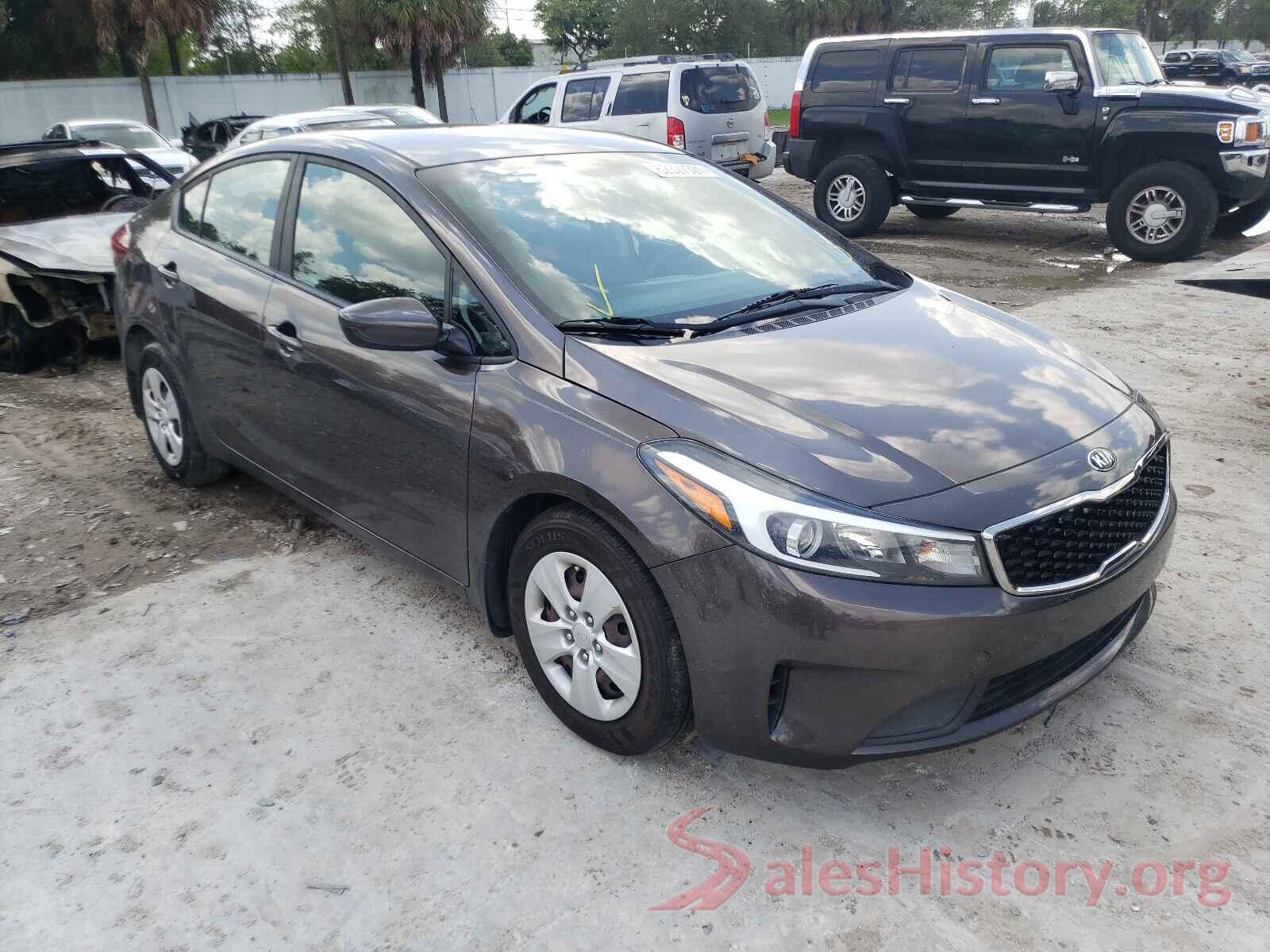 3KPFK4A72HE101213 2017 KIA FORTE