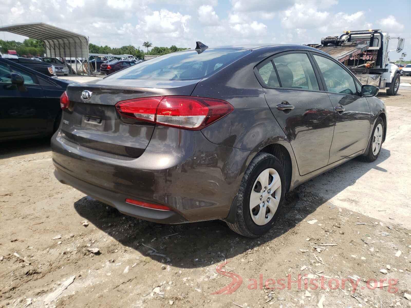 3KPFK4A72HE101213 2017 KIA FORTE