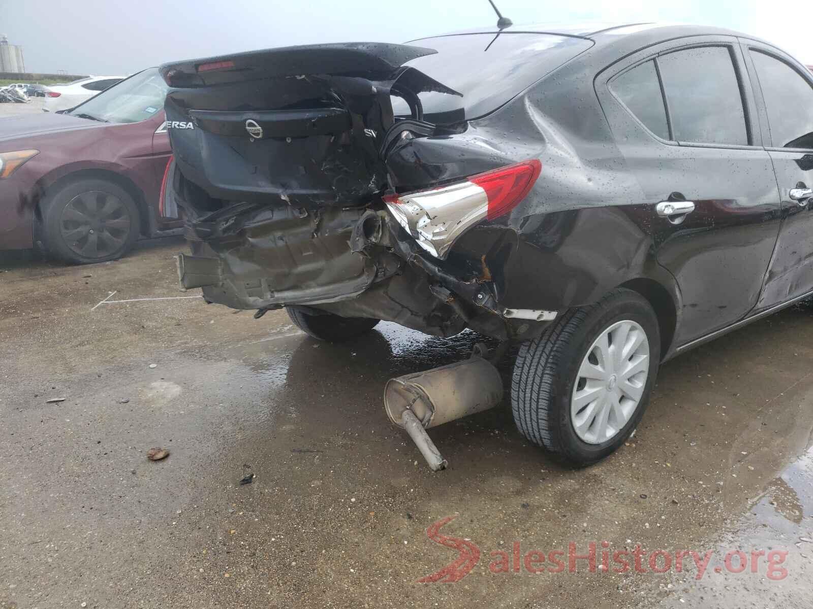 3N1CN7AP6JL805995 2018 NISSAN VERSA