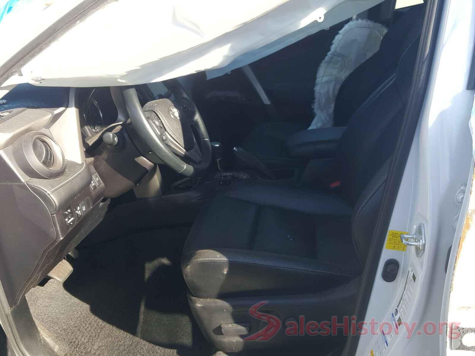 2T3DFREV3HW556092 2017 TOYOTA RAV4