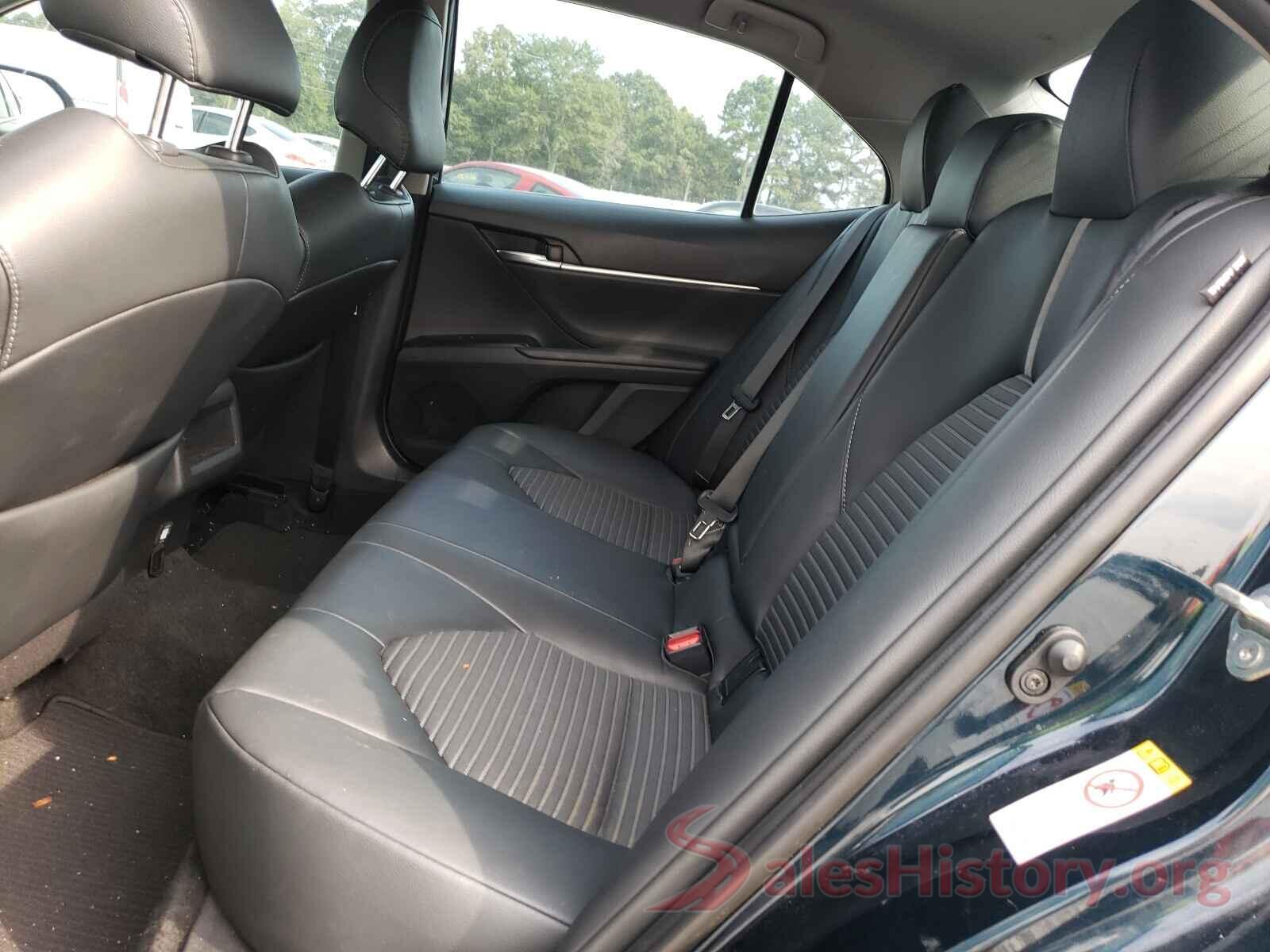 4T1B11HK3JU650707 2018 TOYOTA CAMRY