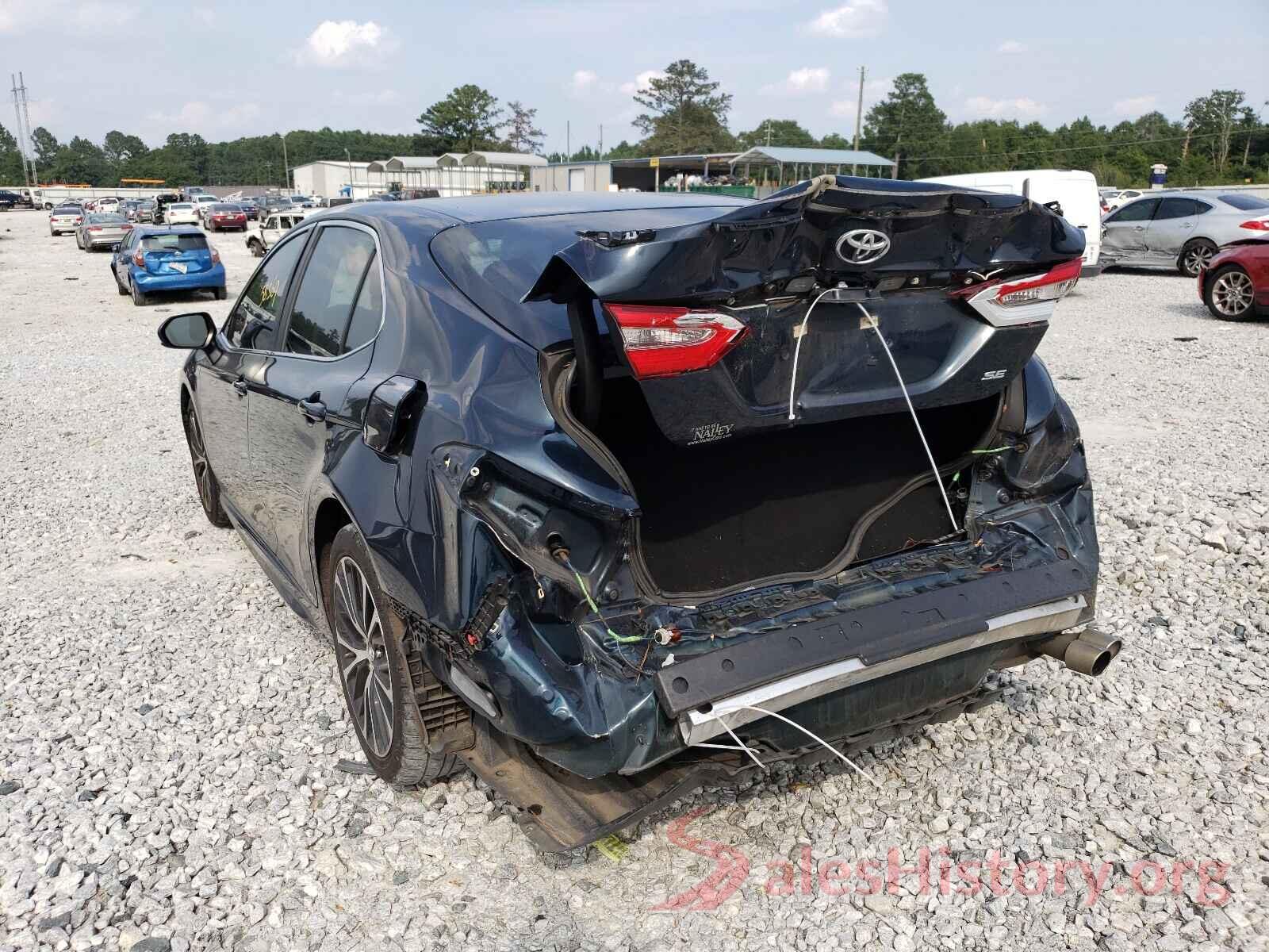 4T1B11HK3JU650707 2018 TOYOTA CAMRY