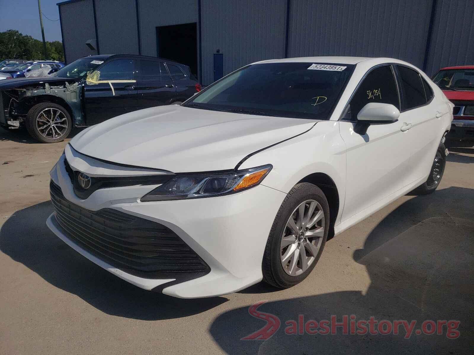 4T1B11HK8JU078114 2018 TOYOTA CAMRY