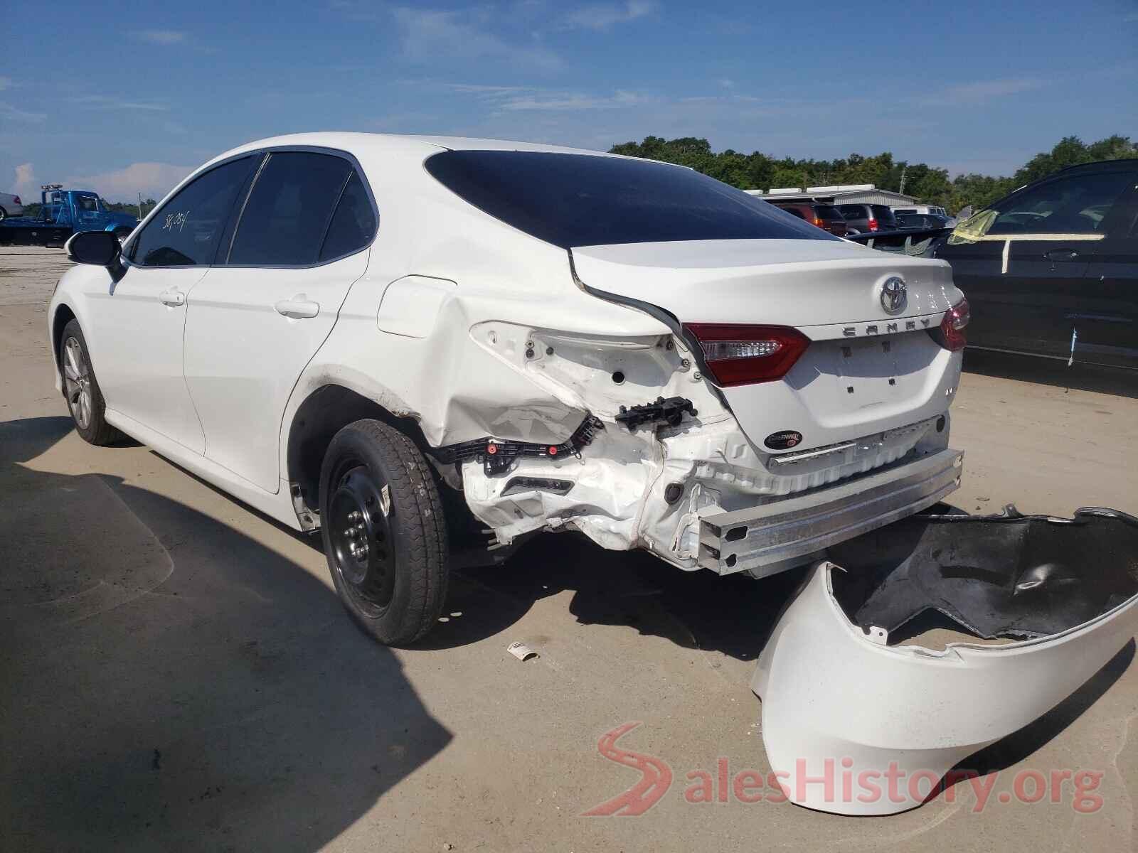 4T1B11HK8JU078114 2018 TOYOTA CAMRY