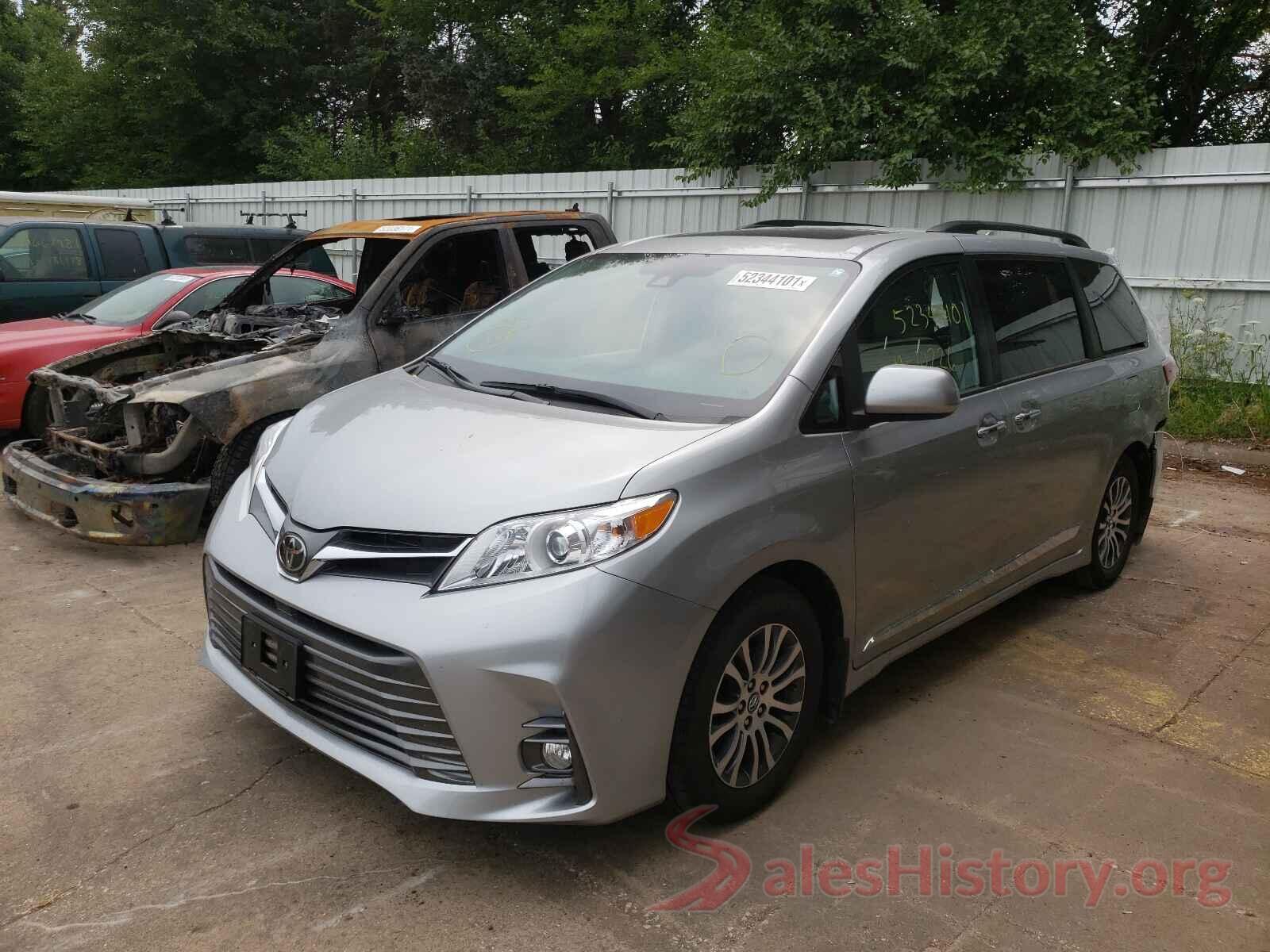 5TDYZ3DC1KS004010 2019 TOYOTA SIENNA