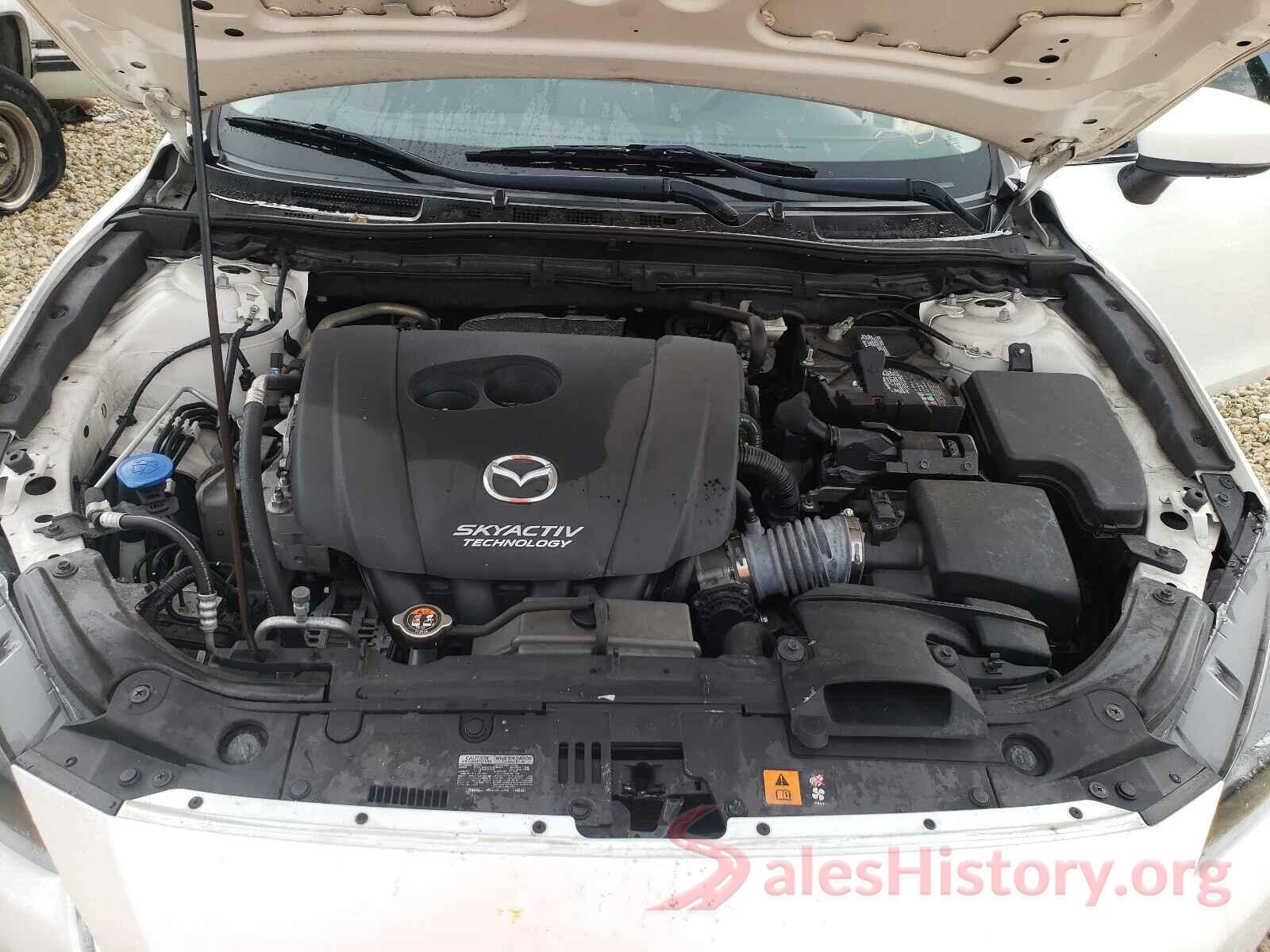 3MZBN1V32JM183657 2018 MAZDA 3