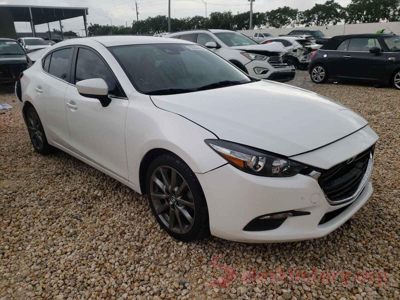 3MZBN1V32JM183657 2018 MAZDA 3