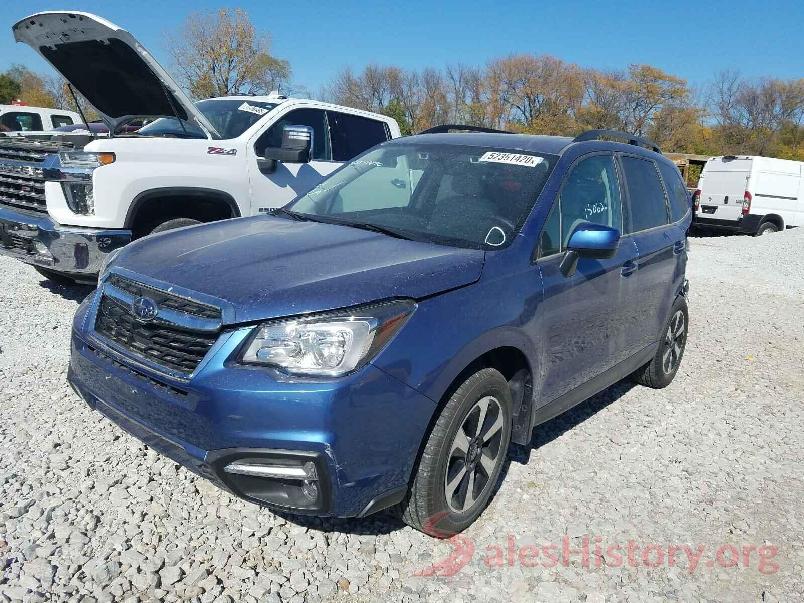 JF2SJAGC2JH592369 2018 SUBARU FORESTER