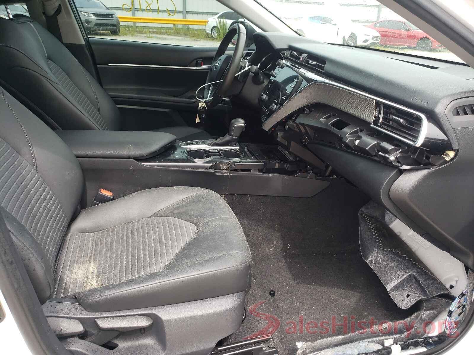 4T1B21HK5JU505584 2018 TOYOTA CAMRY