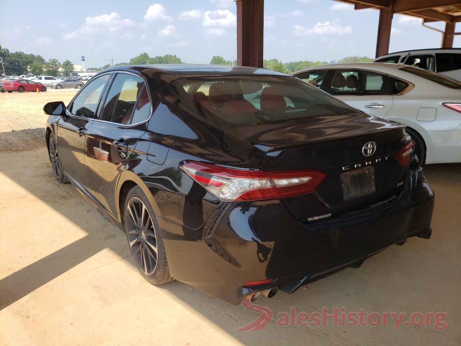 4T1B61HK3JU133182 2018 TOYOTA CAMRY