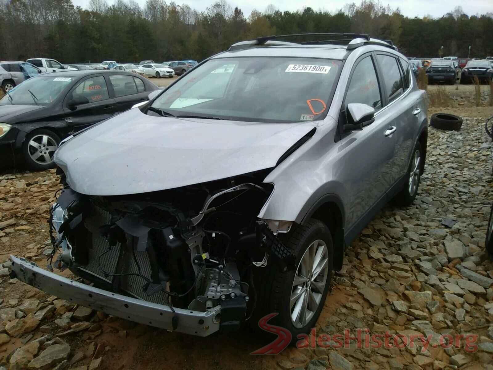 2T3DFREV3JW724772 2018 TOYOTA RAV4