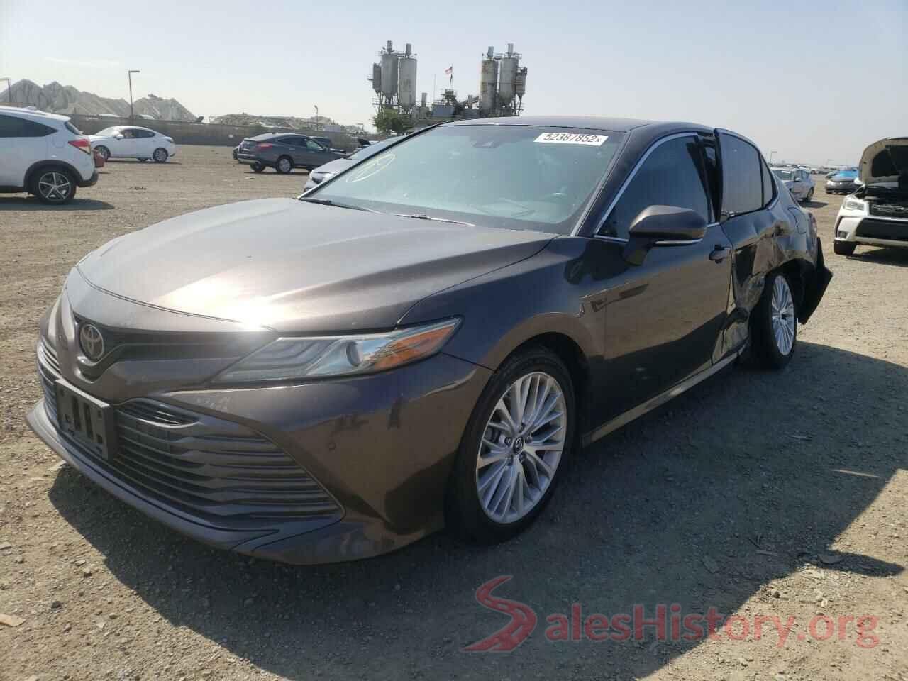 4T1B11HK0JU057094 2018 TOYOTA CAMRY