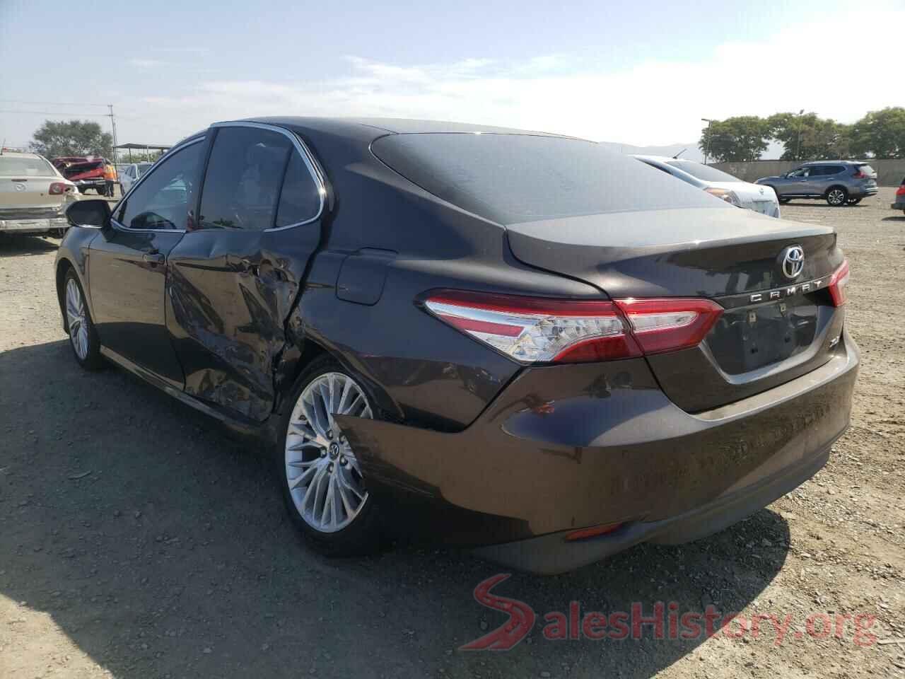 4T1B11HK0JU057094 2018 TOYOTA CAMRY