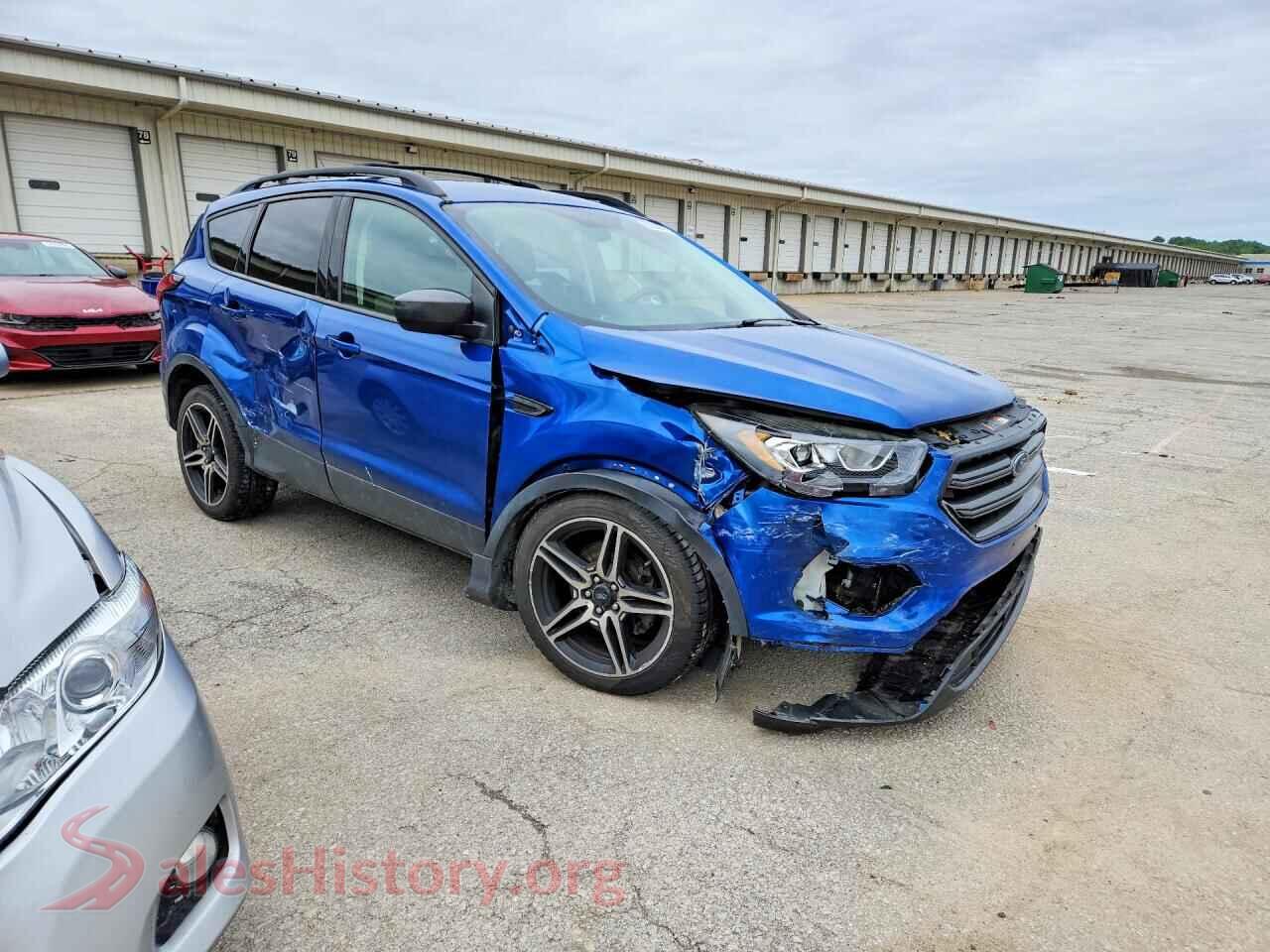 2019 FORD ESCAPE VIN 1FMCU9HD2KUB42872, rear 3/4 view