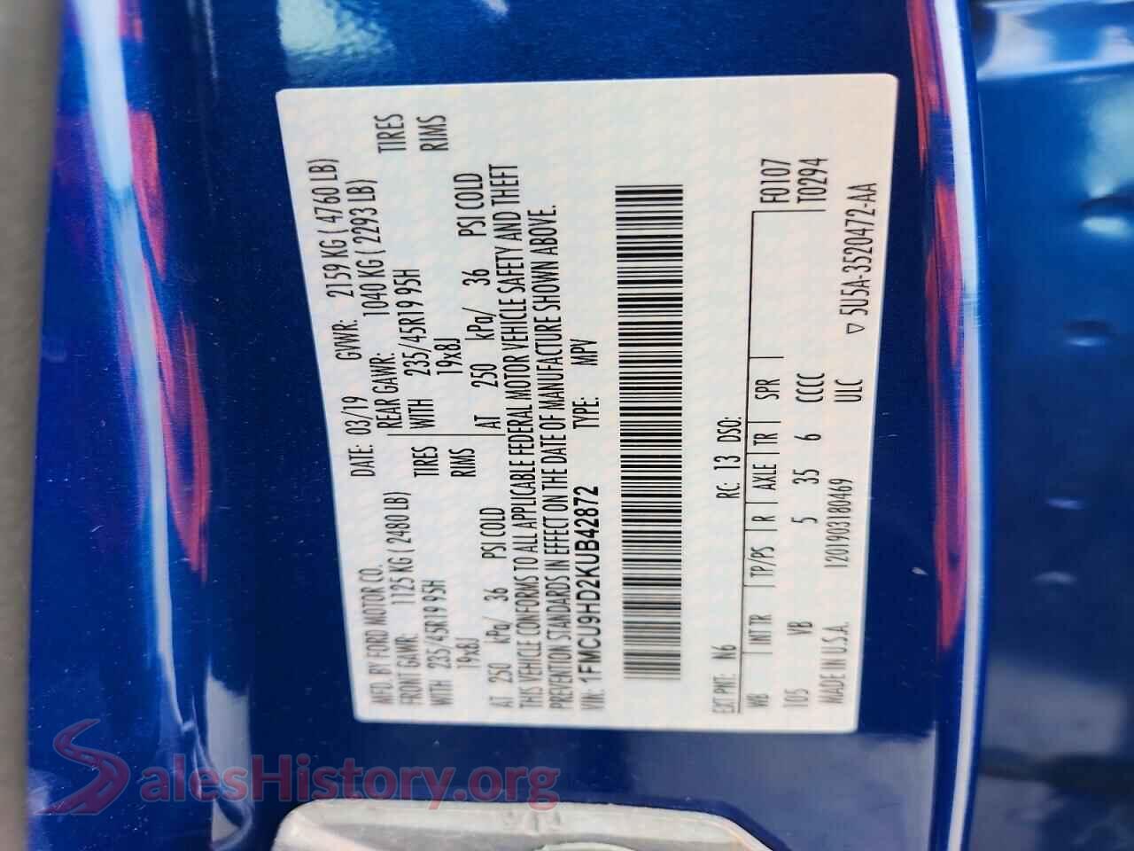 2019 FORD ESCAPE VIN 1FMCU9HD2KUB42872, trunk area