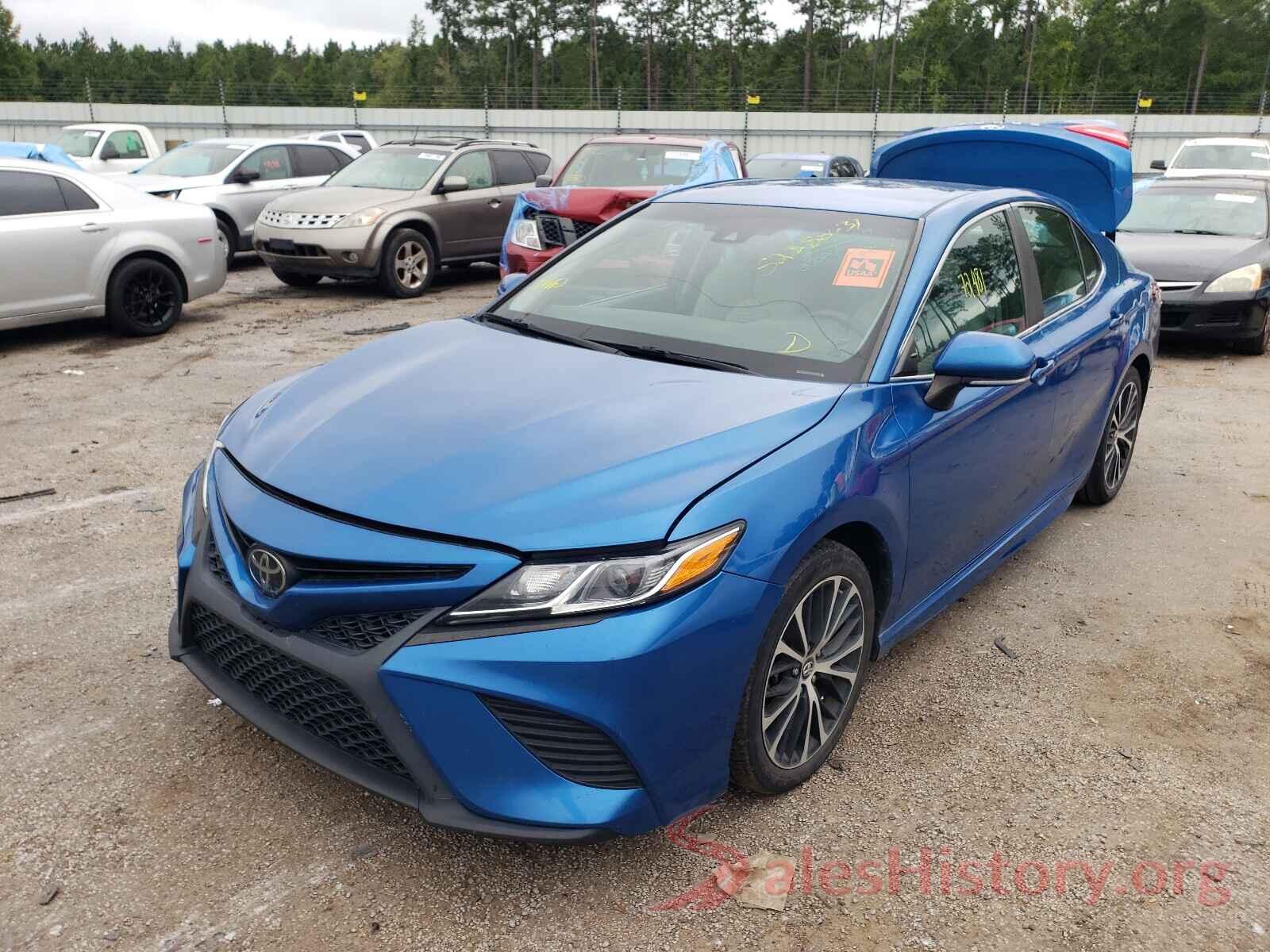 4T1B11HK4JU024115 2018 TOYOTA CAMRY