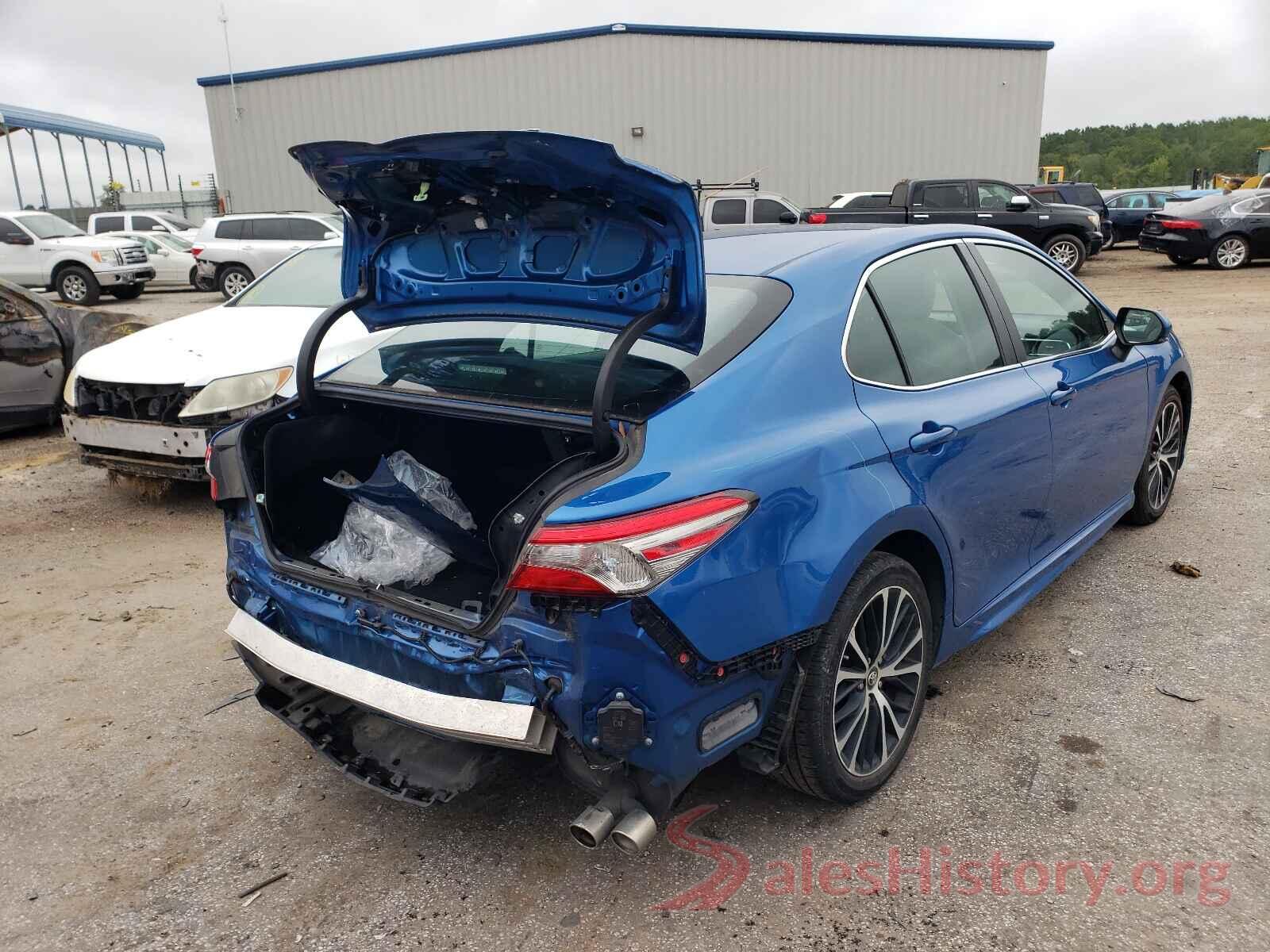 4T1B11HK4JU024115 2018 TOYOTA CAMRY