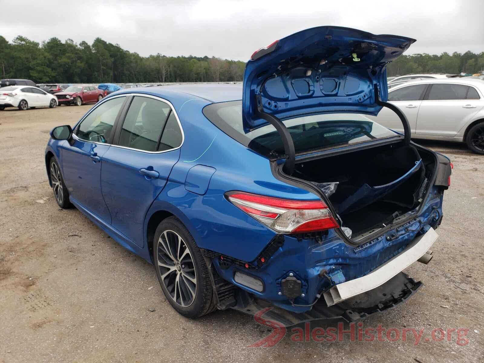 4T1B11HK4JU024115 2018 TOYOTA CAMRY