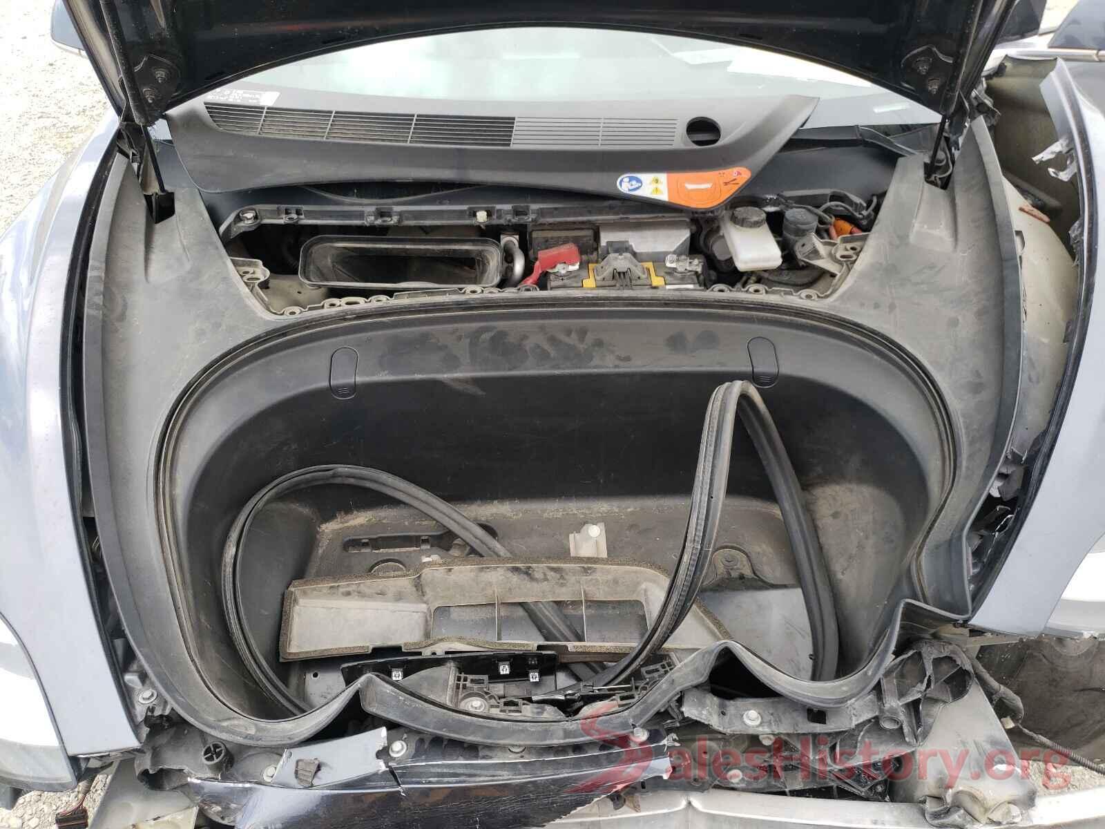 5YJ3E1EA5HF002202 2017 TESLA MODEL 3