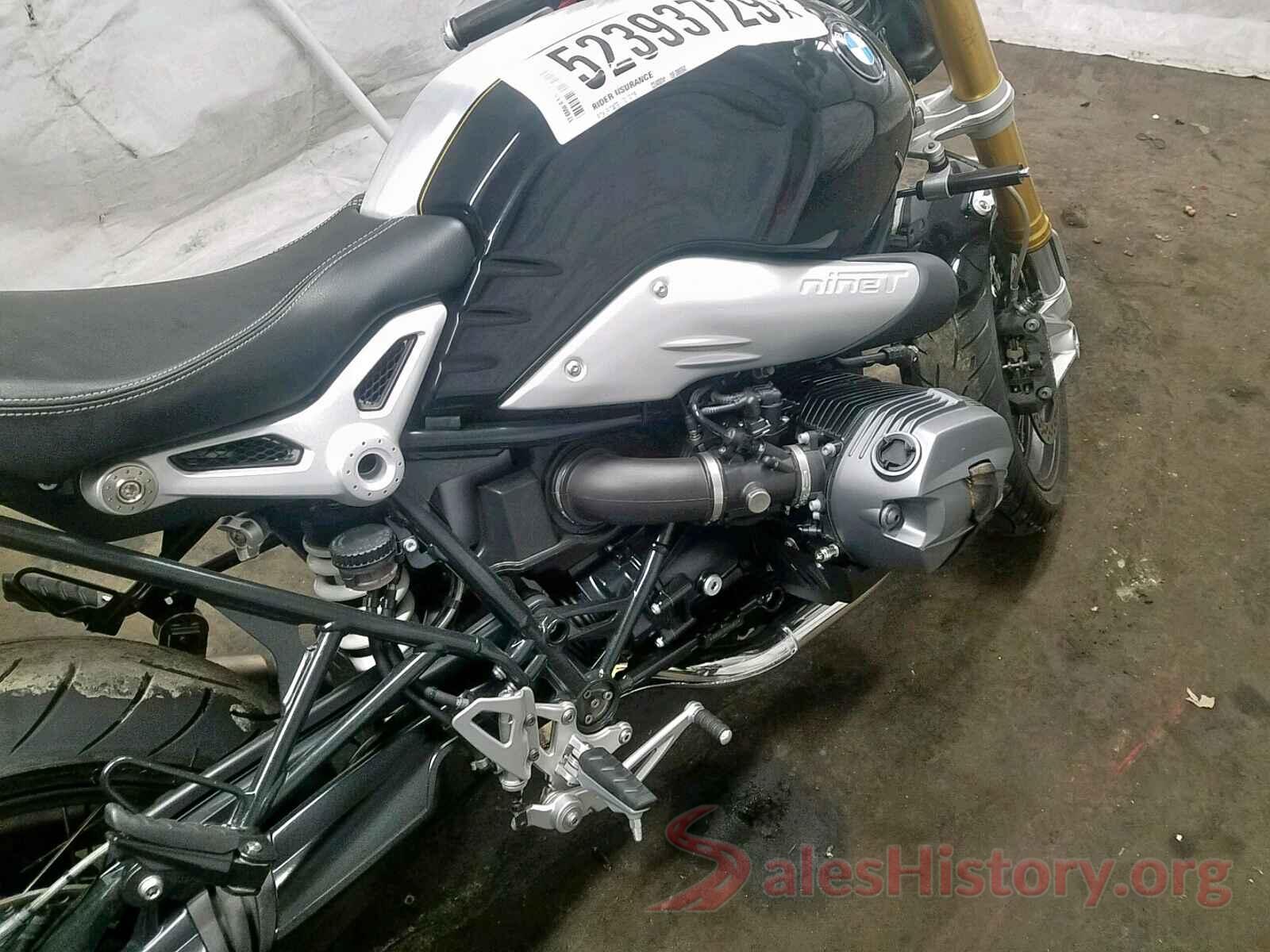 WB10J030XHZ698291 2017 BMW MOTORCYCLE