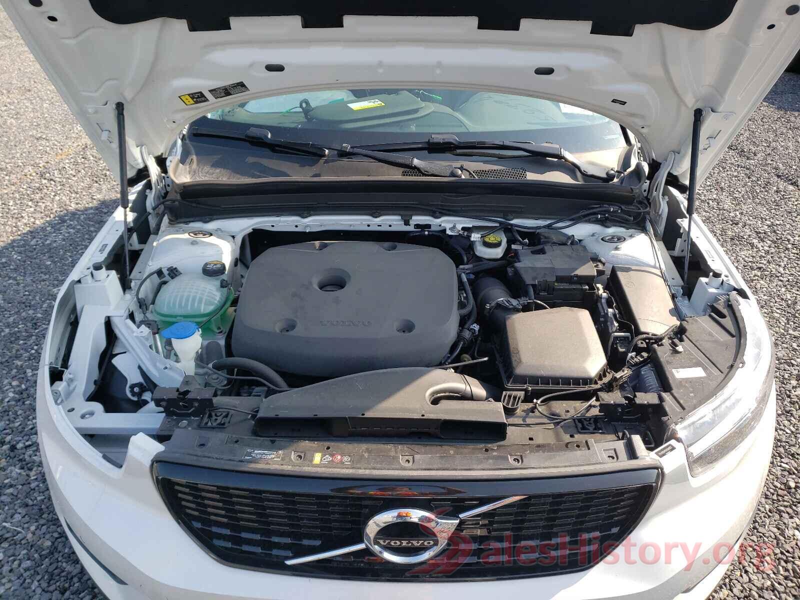 YV4162UM0M2482892 2021 VOLVO XC40