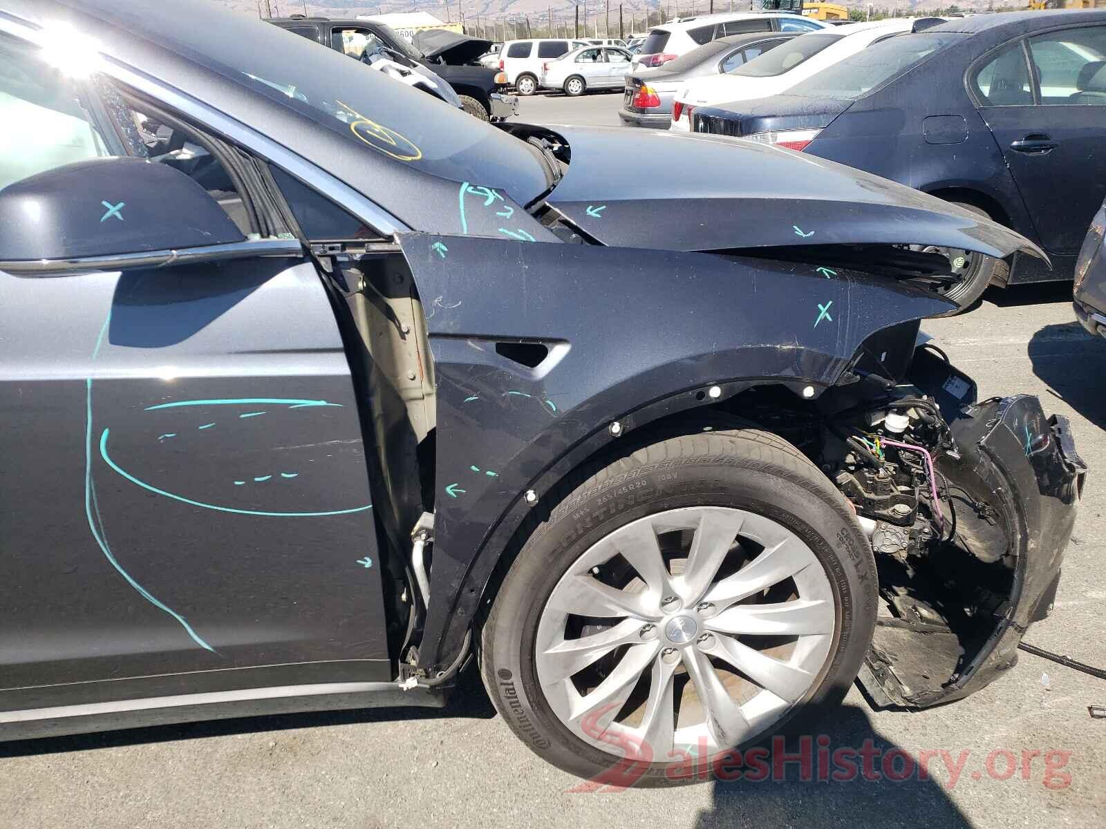 5YJXCBE20KF184596 2019 TESLA MODEL X