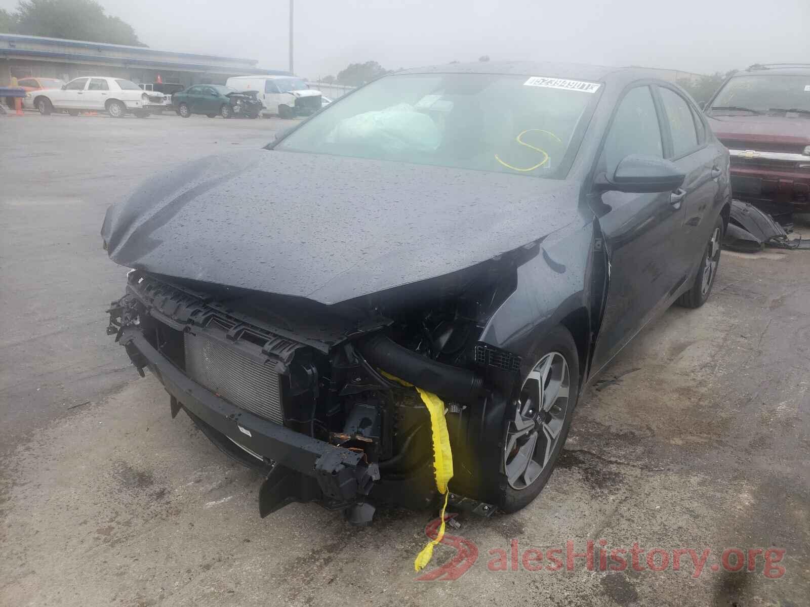 3KPF24AD9ME318807 2021 KIA FORTE