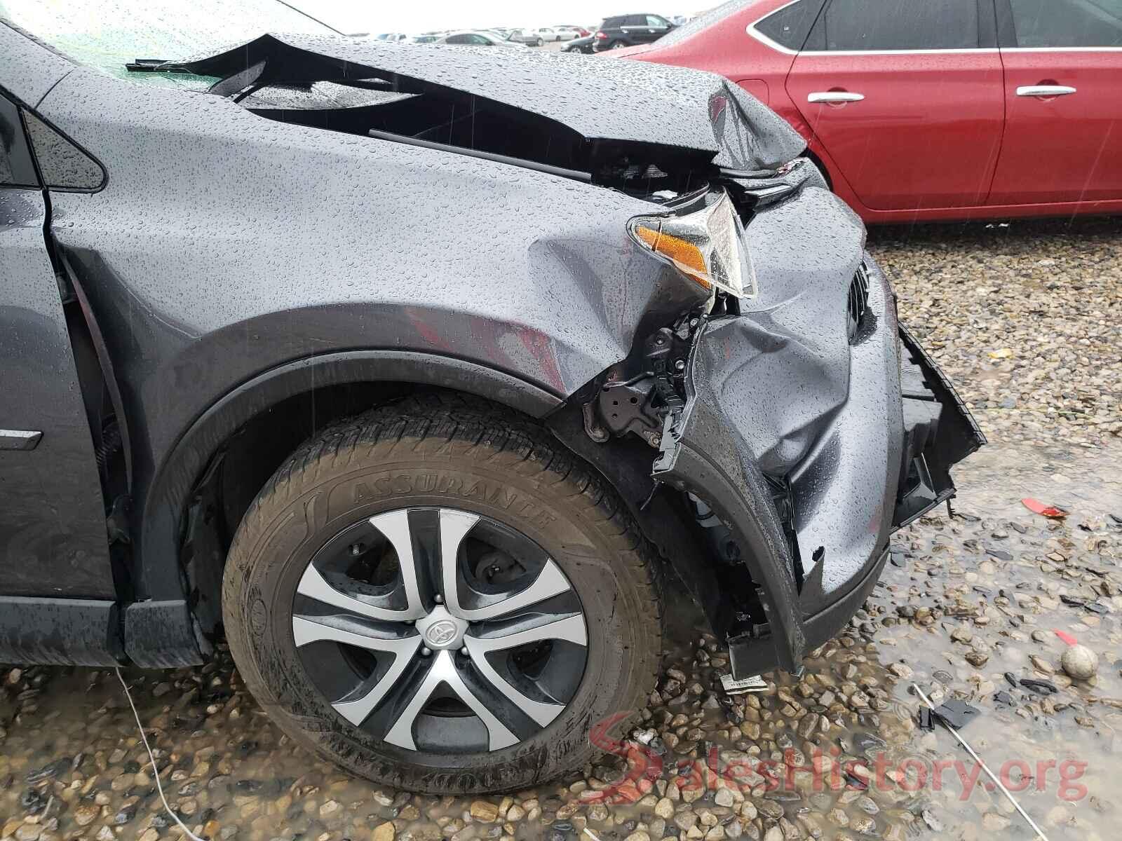 JTMBFREV8JD251262 2018 TOYOTA RAV4