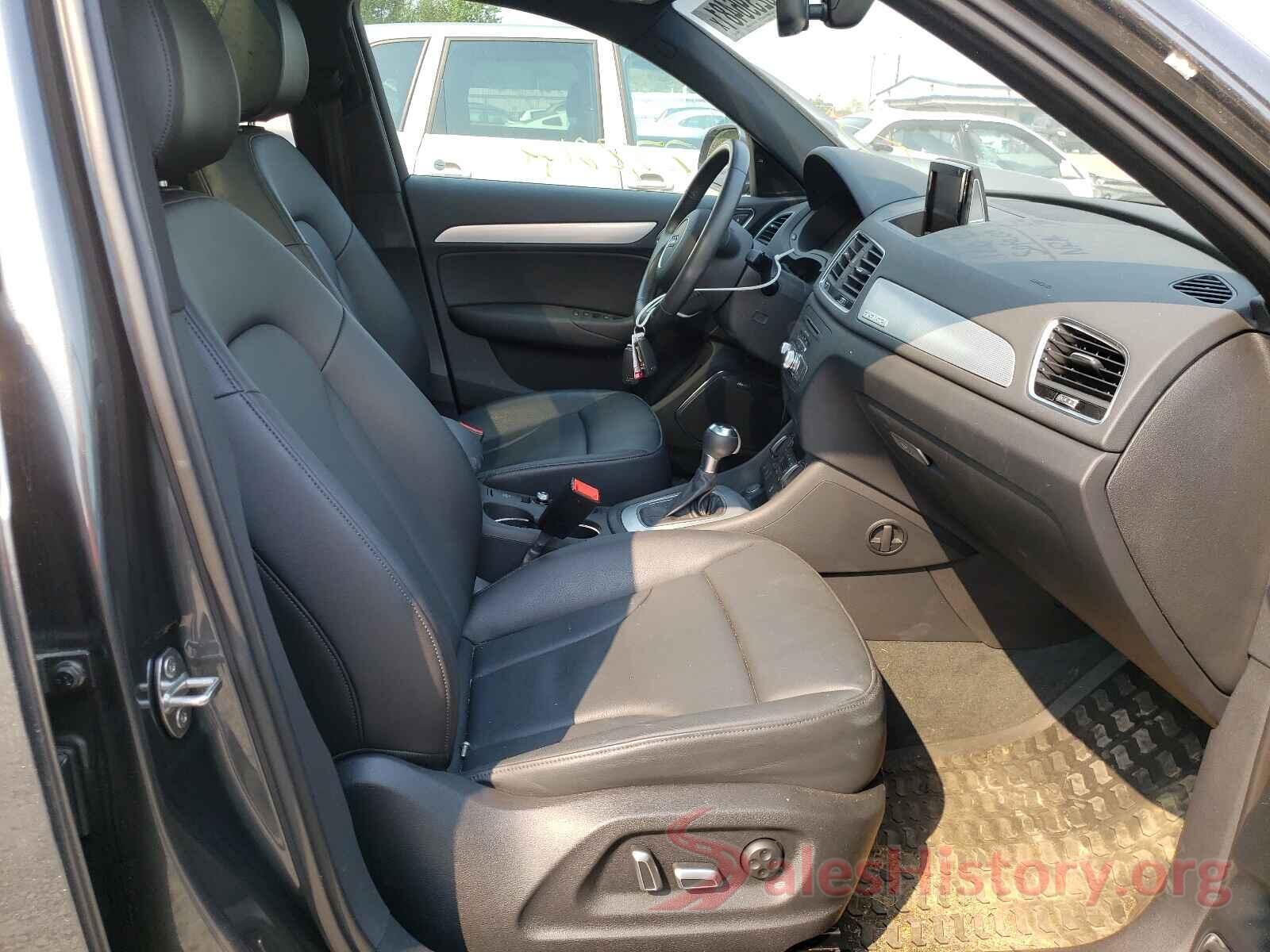 WA1JCCFS0JR019936 2018 AUDI Q3